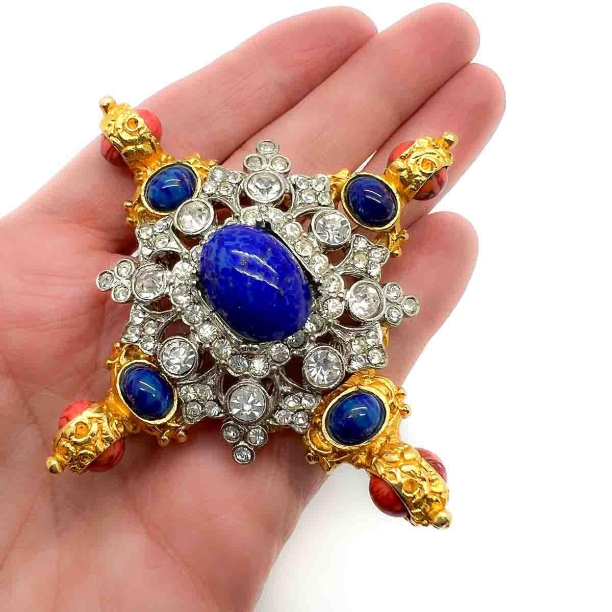 Vintage Kenneth Jay Lane Statement Jewelled Cruciform Brooch 1980s In Good Condition For Sale In Wilmslow, GB