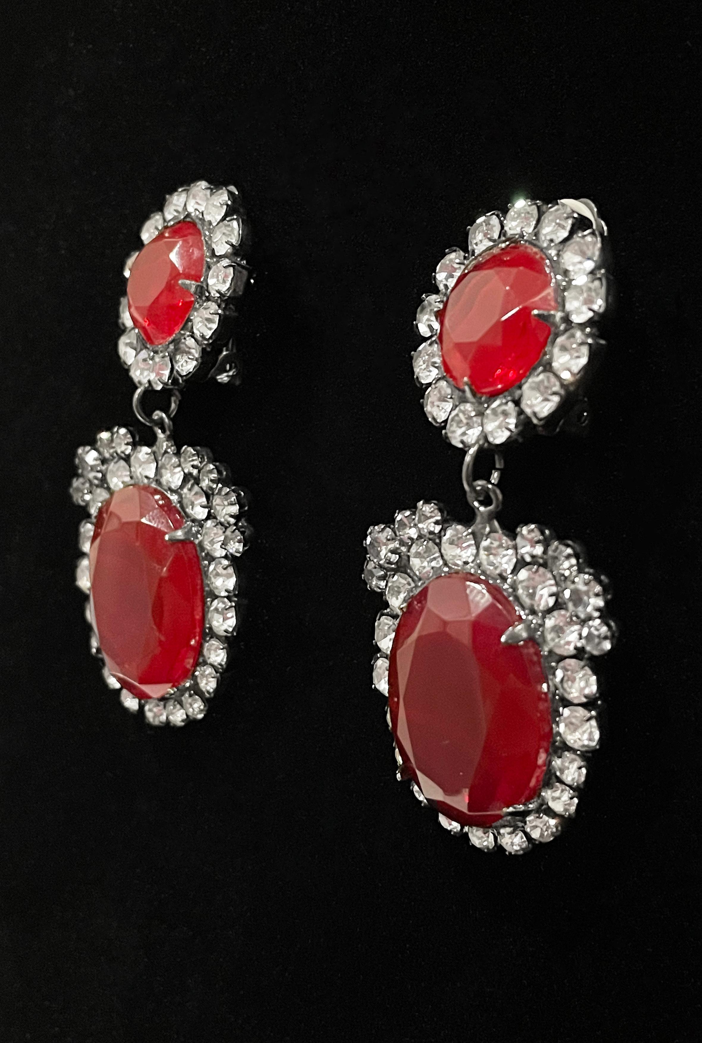 Vintage Kenneth Lane Duchess of Windsor Red Crystal Bib Necklace & Earrings Set  3