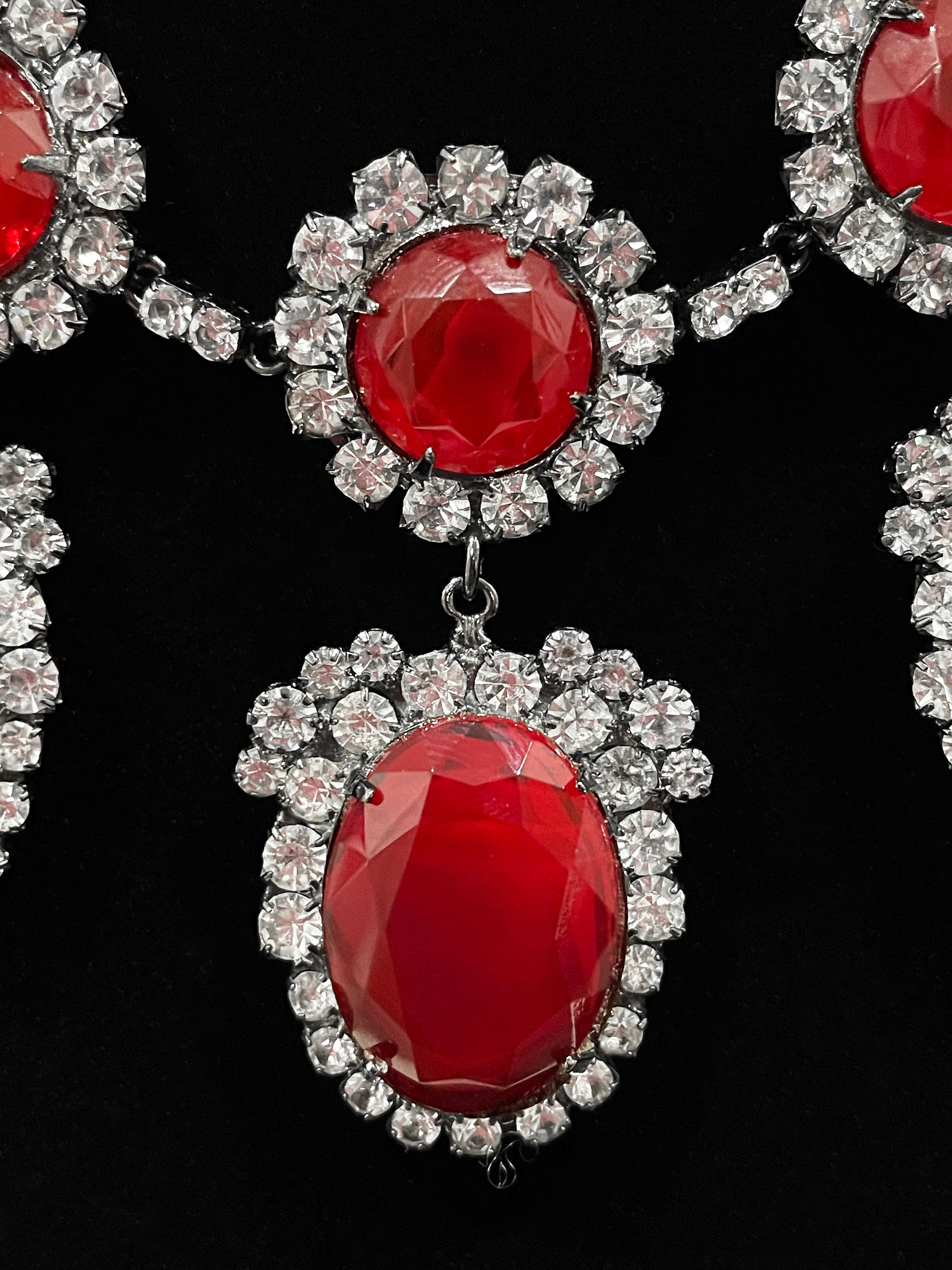 Vintage Kenneth Lane Duchess of Windsor Red Crystal Bib Necklace & Earrings Set  In Good Condition In Beverly Hills, CA