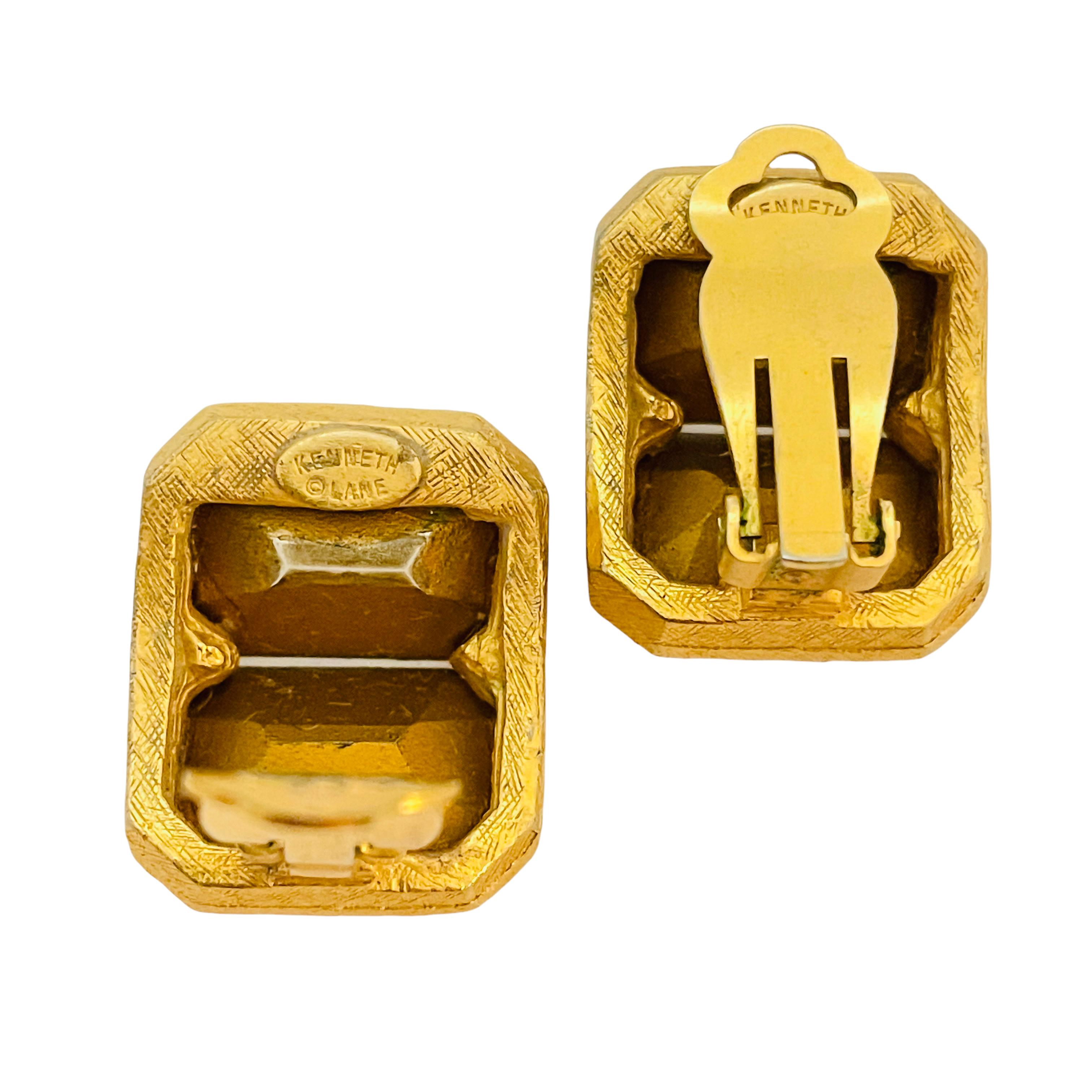 Vintage KENNETH LANE gold glass designer runway clip on earrings In Good Condition For Sale In Palos Hills, IL