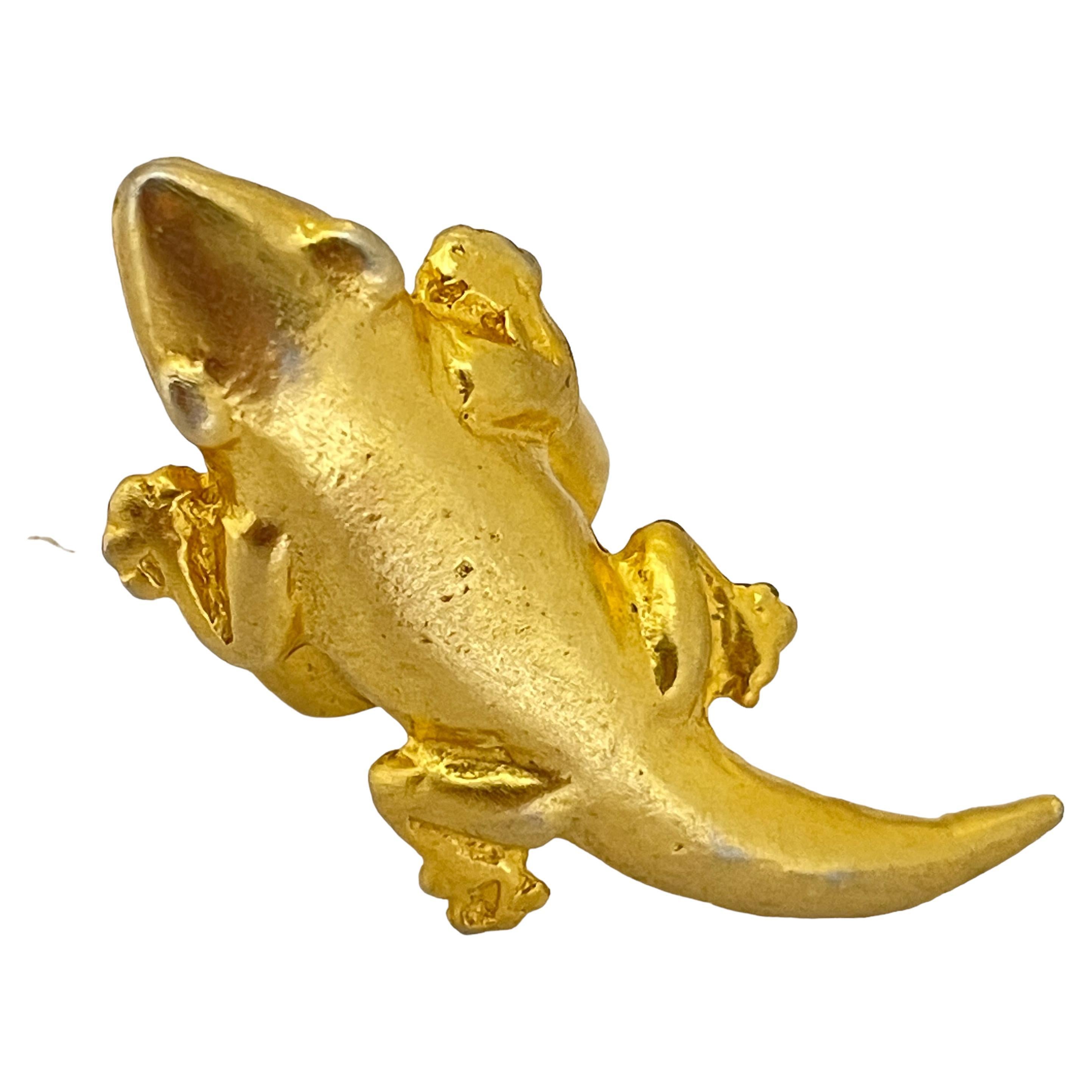 Vintage KENNETH LANE matte gold alligator designer runway ring For Sale