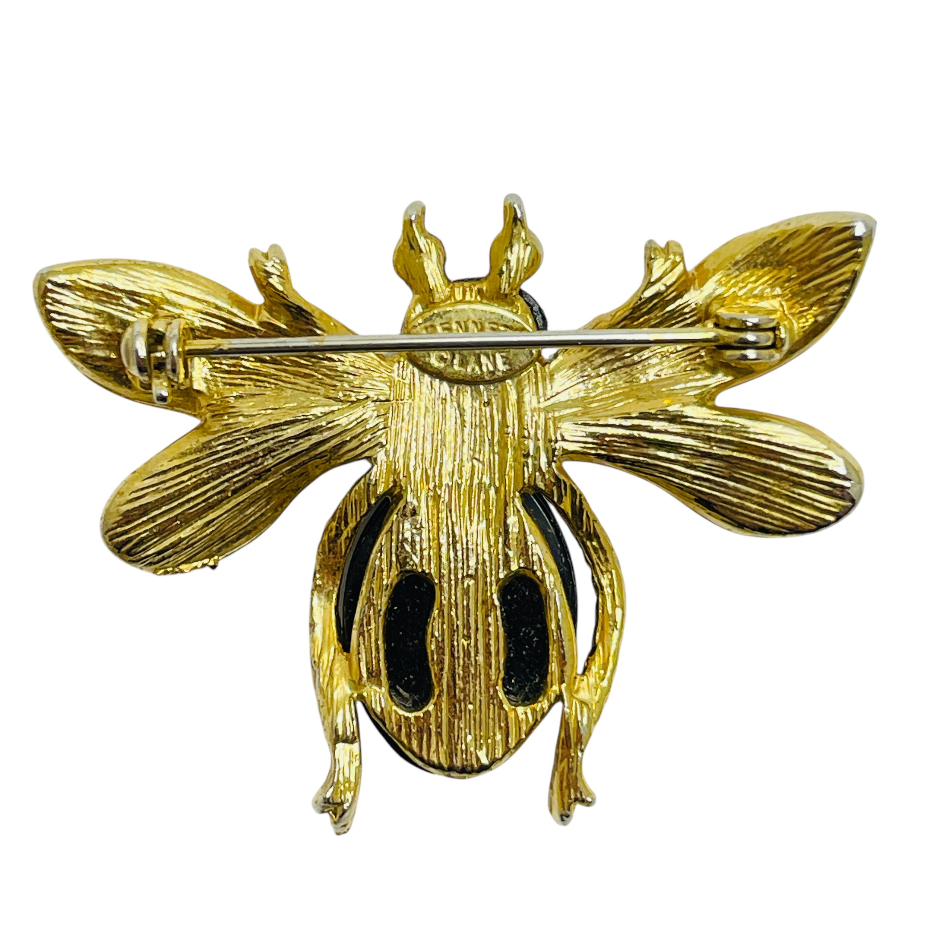Vintage KENNETH LANE signed gold tone rhinestone bee insect fly designer brooch In Good Condition For Sale In Palos Hills, IL
