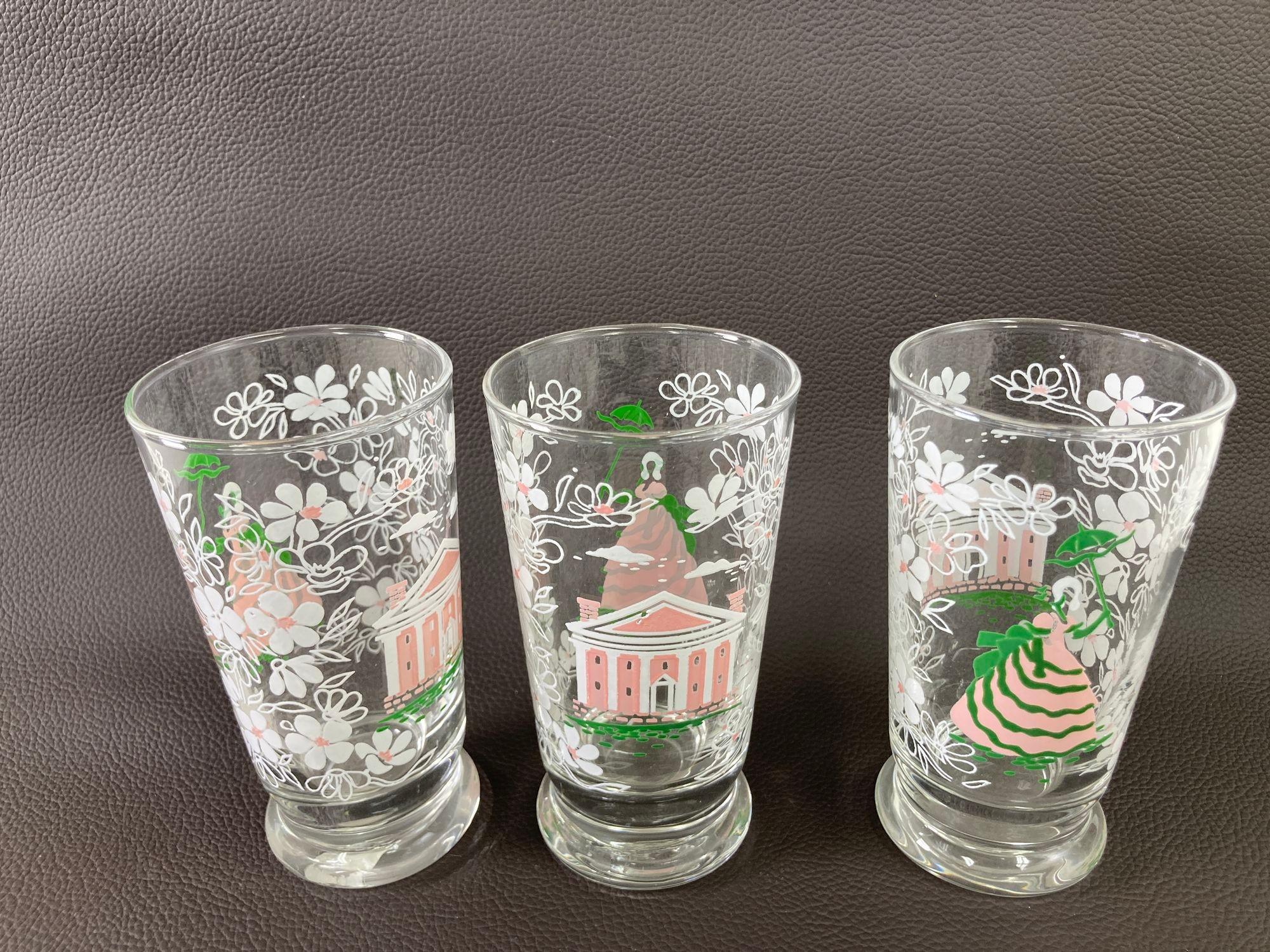 Vintage KENTUCKY DERBY Libbey Americana Southern Belle Magnolia Glasses Barware In Good Condition For Sale In North Hollywood, CA