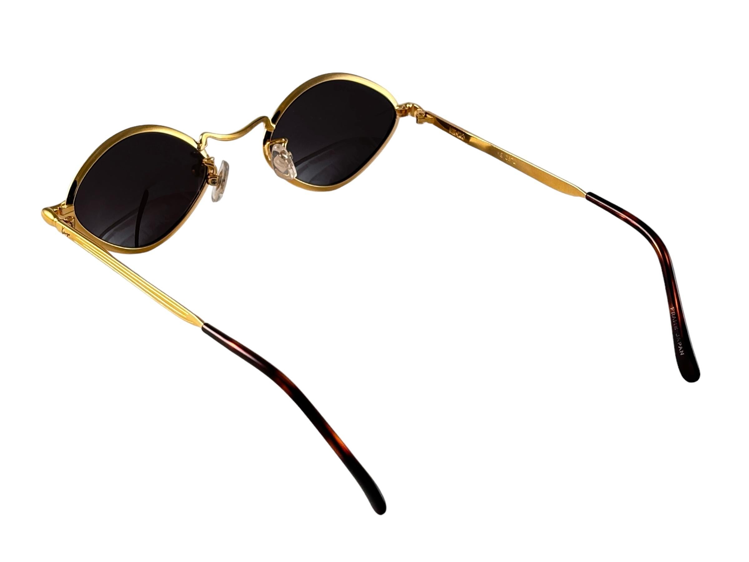 Noir Lunettes de soleil vintage Kenzo 2872 Gold Diamond Shaped 1980's Made in Japan en vente