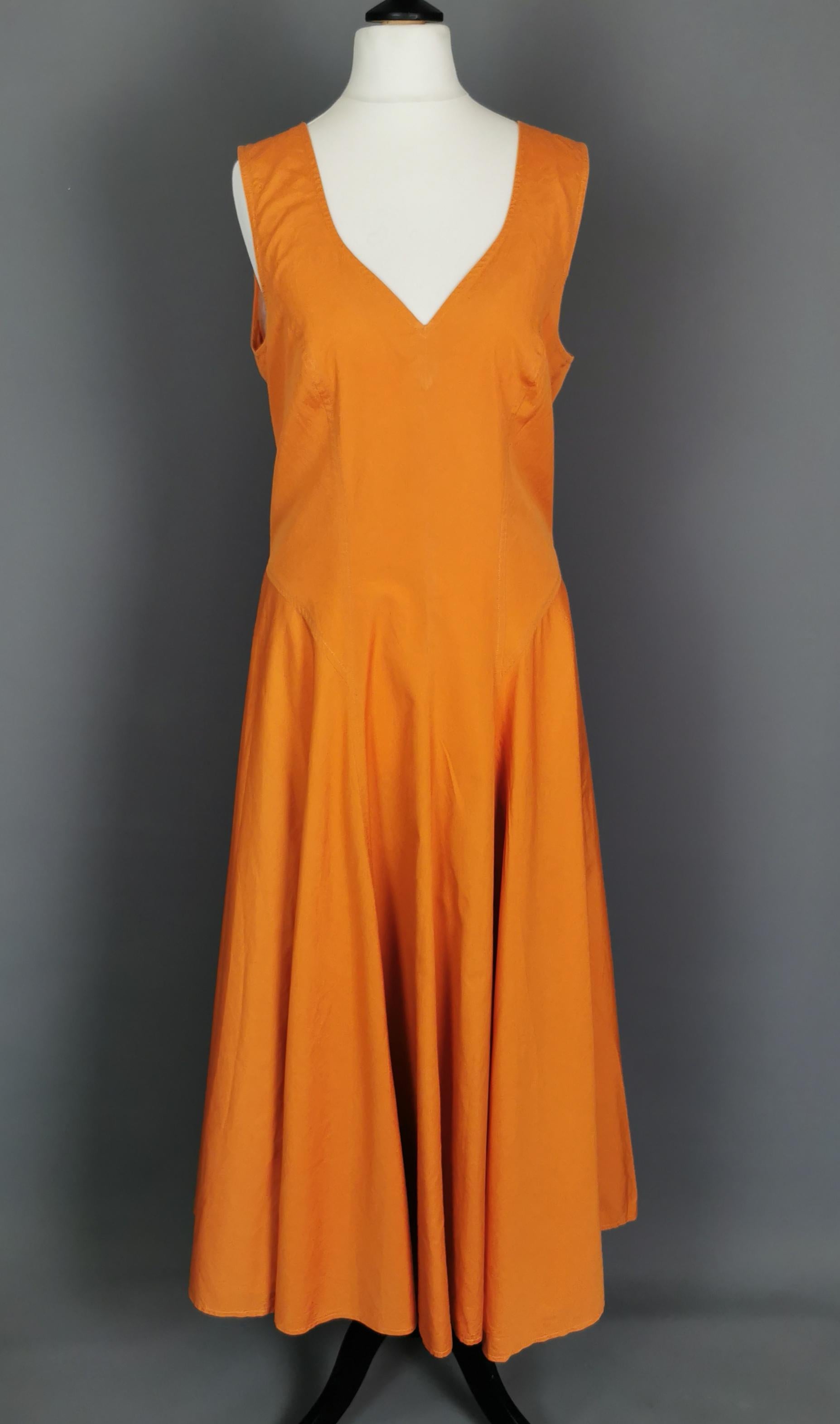 Vintage Kenzo burnt orange sun dress, 1980s  In Fair Condition For Sale In NEWARK, GB