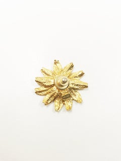 Broche vintage KENZO Flor de gerbera dorada