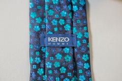 Corbata vintage Kenzo Homme de seda azul con flores