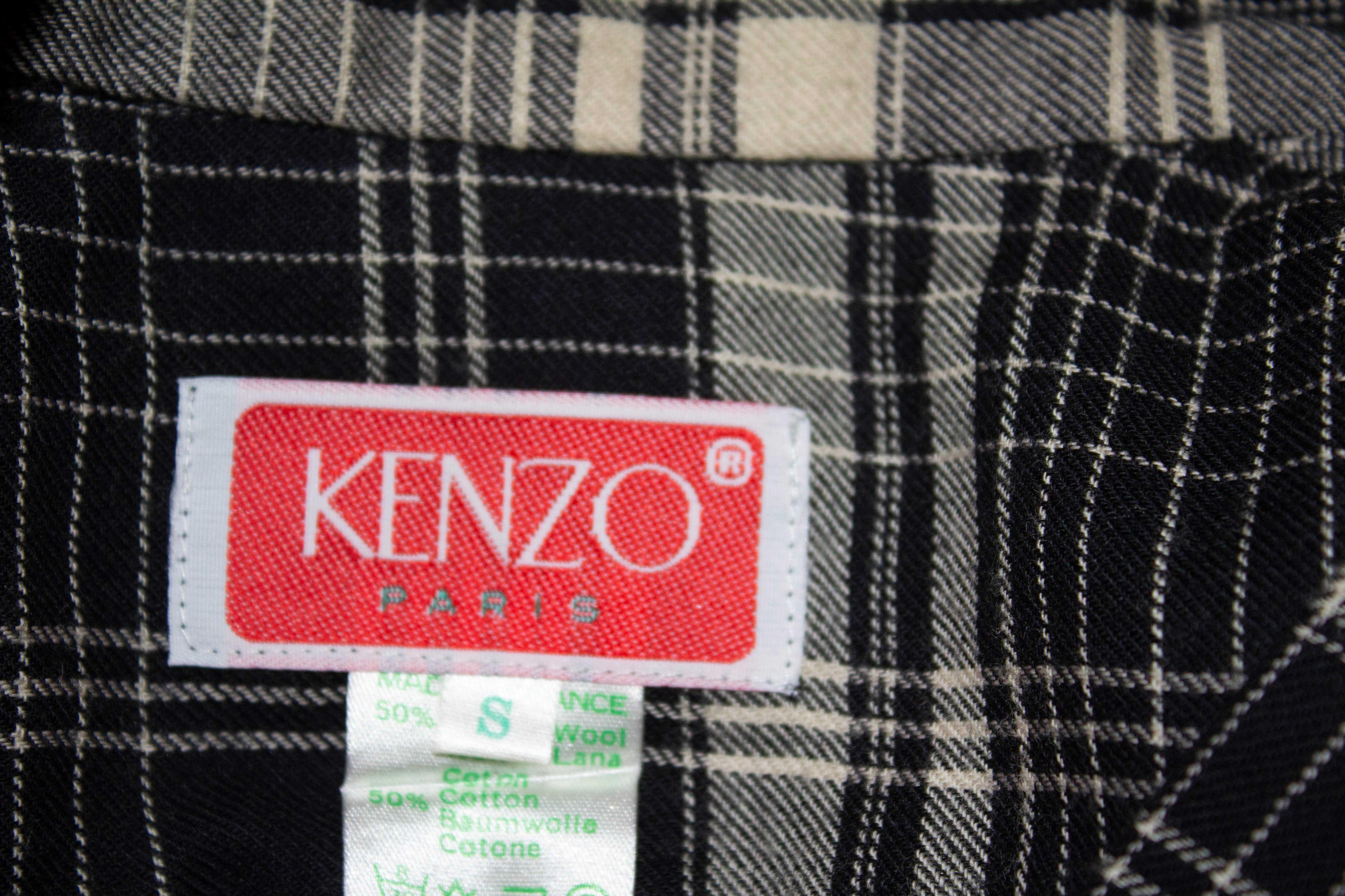 Vintage Kenzo Paris Black and White Top In Good Condition For Sale In London, GB