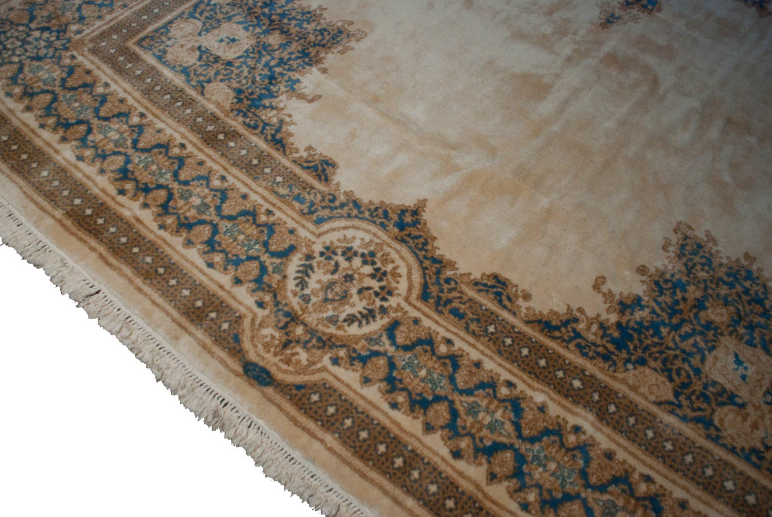 Vintage Kerman Teppich (Mitte des 20. Jahrhunderts) im Angebot
