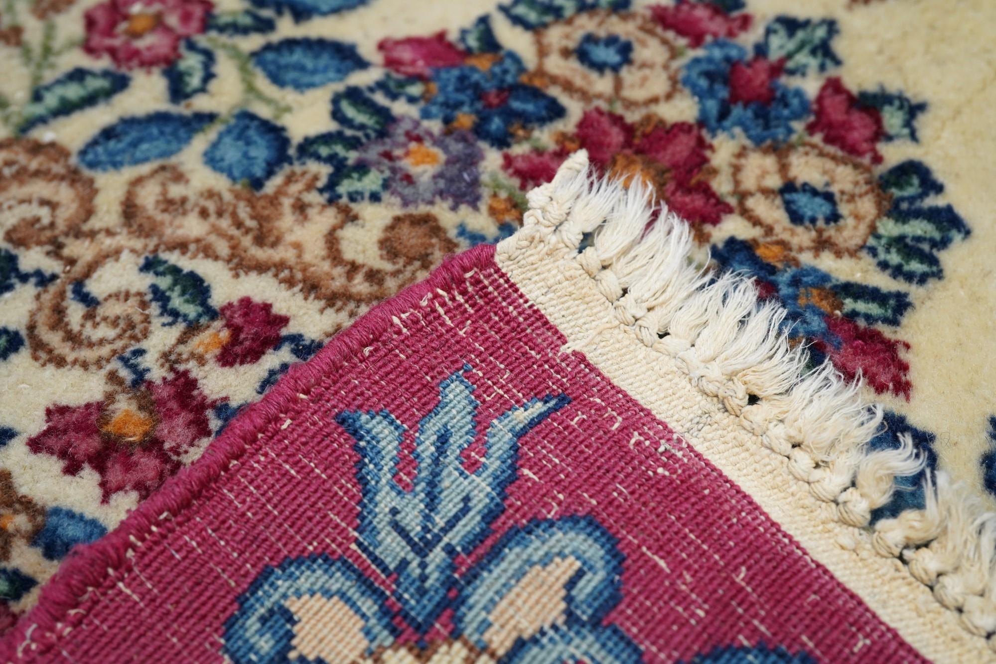 Kerman Lavar-Teppich im Vintage-Stil 3'11'' x 5'3'' im Angebot 5
