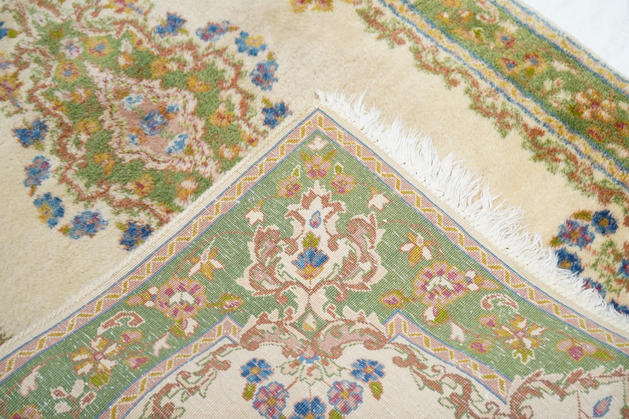 Kerman-Teppich im Vintage-Stil, 3' x 4'11'' im Angebot 6