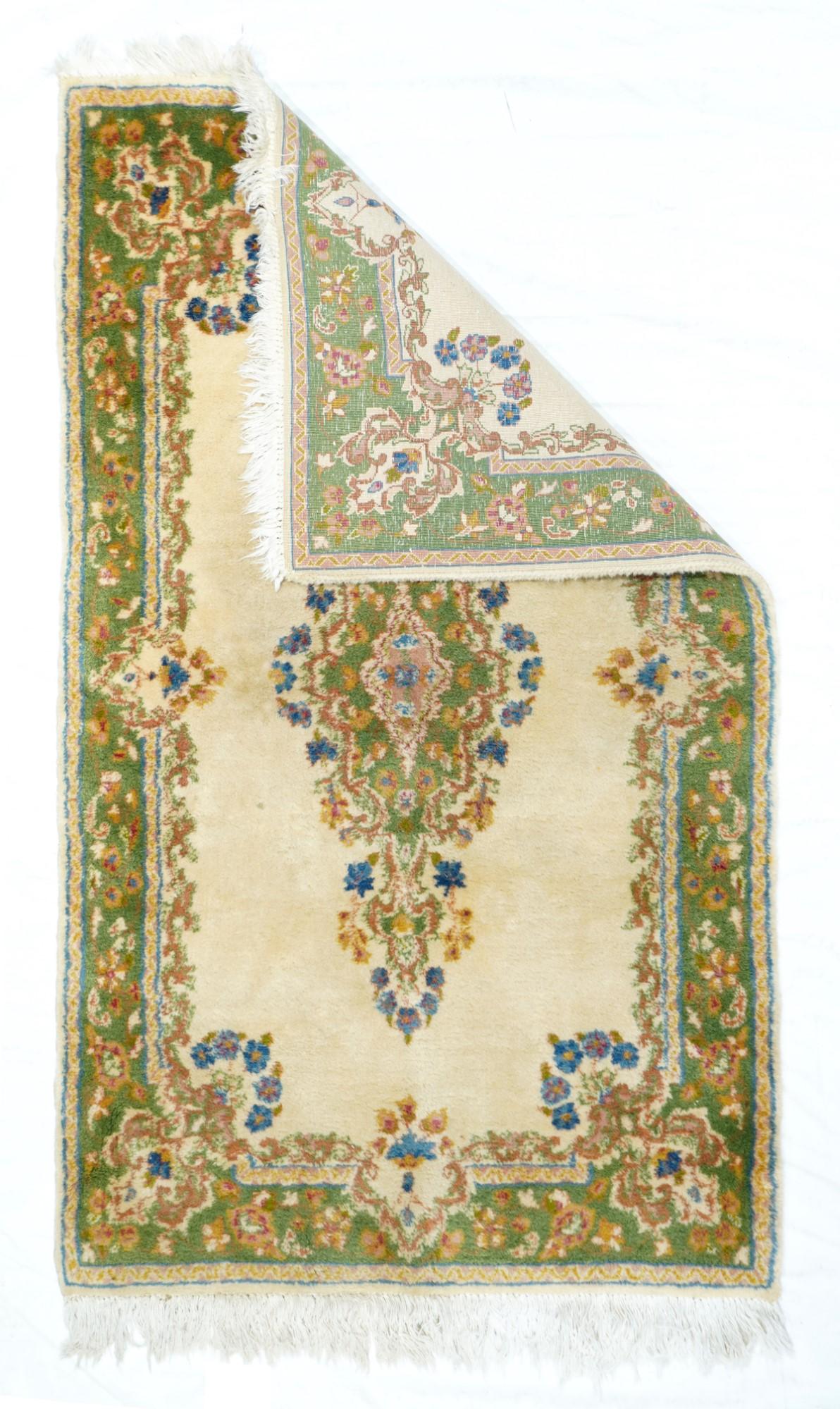Kerman-Teppich im Vintage-Stil, 3' x 4'11'' im Zustand „Gut“ im Angebot in New York, NY