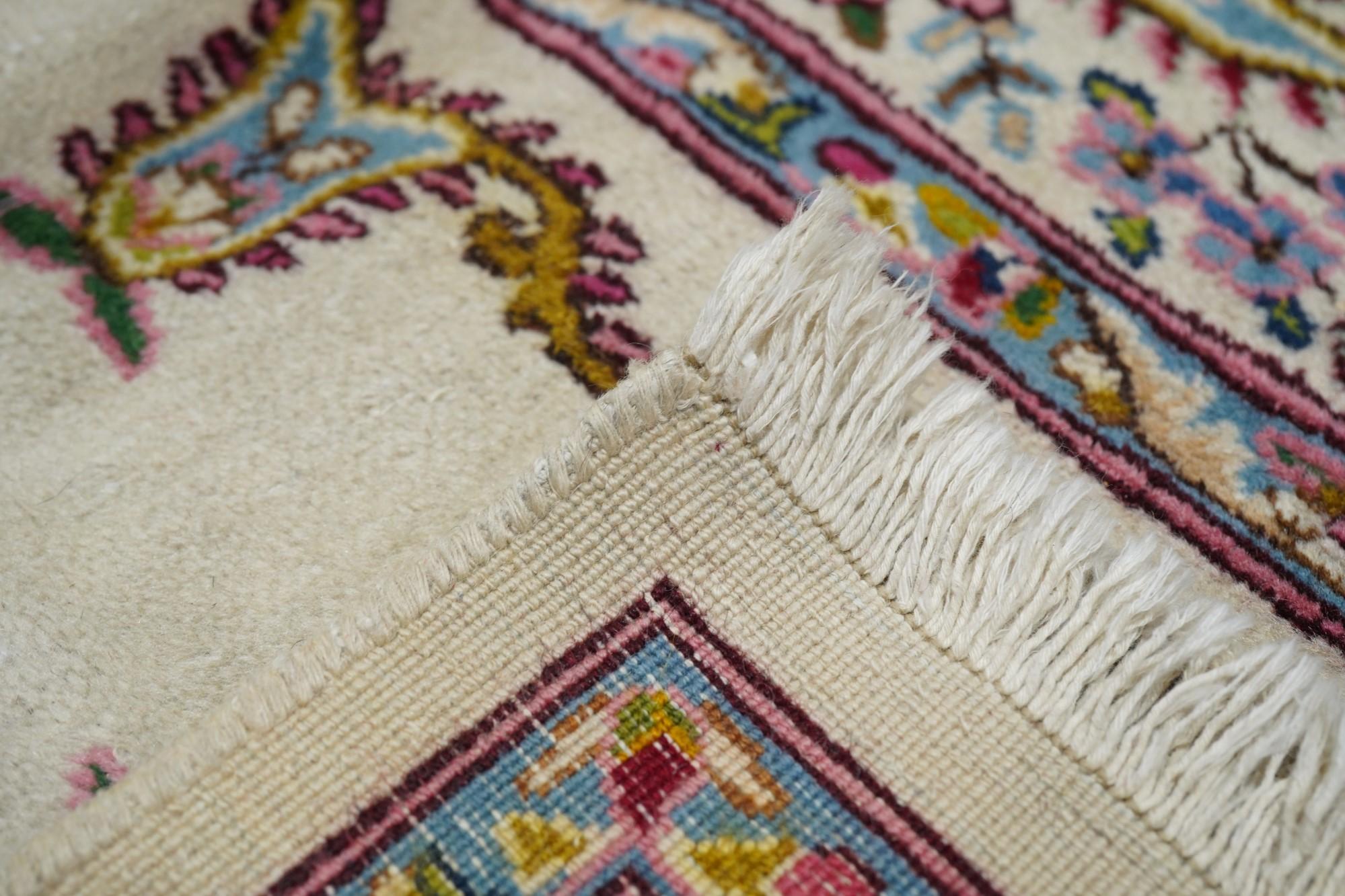 Kerman-Teppich im Vintage-Stil 5'0