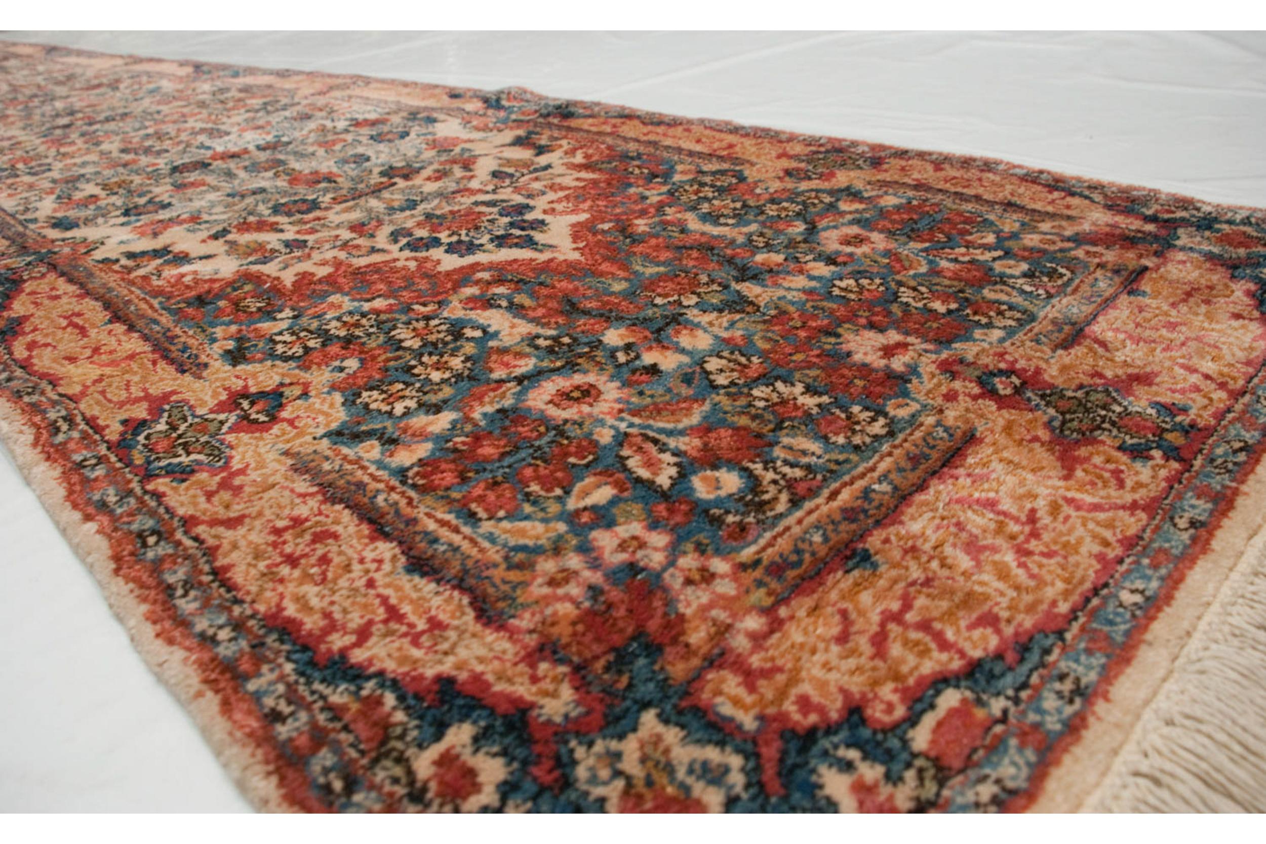 Vintage Kerman Rug Runner In Good Condition For Sale In Katonah, NY