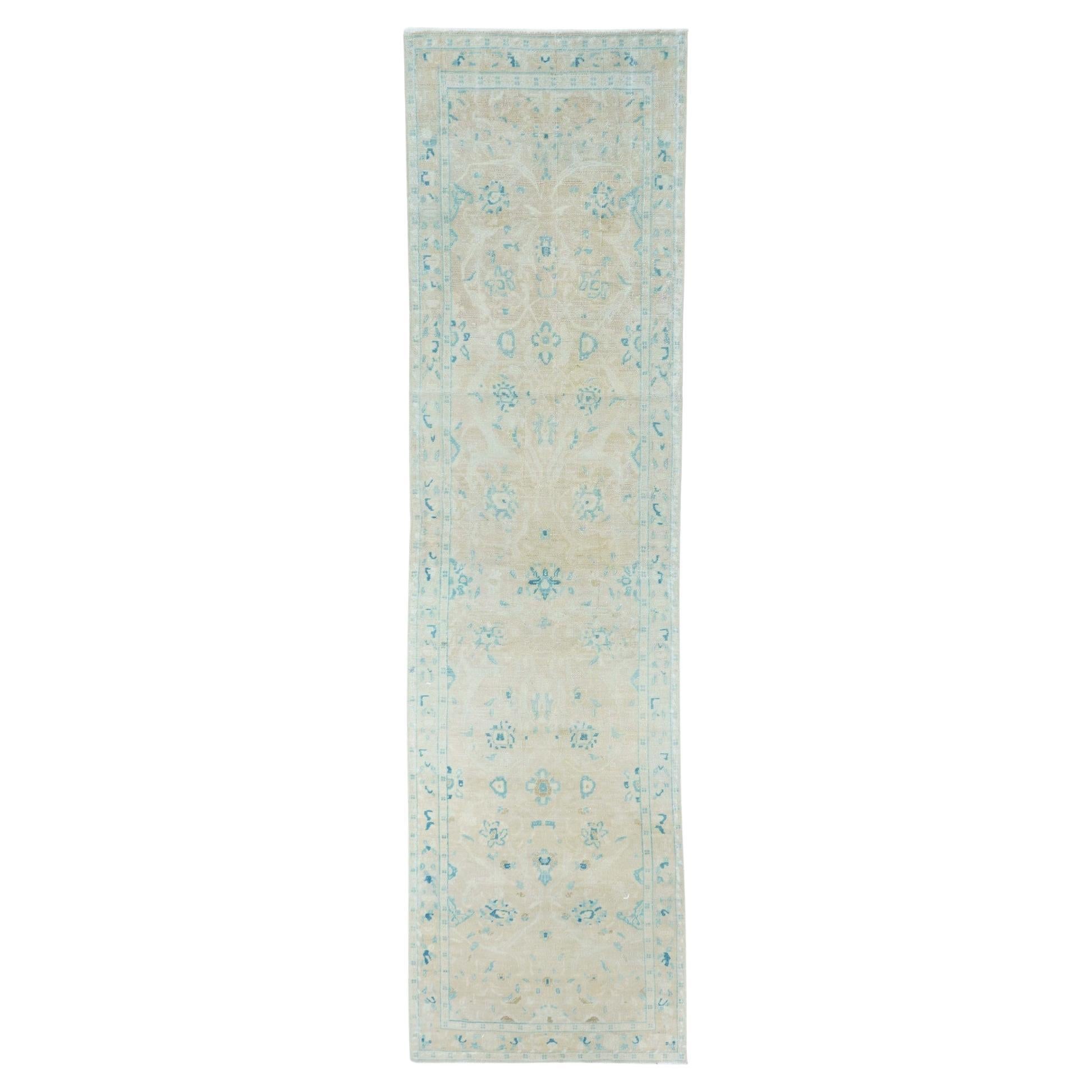 Vintage Kerman Runner 2'4" x 9'6" in vendita