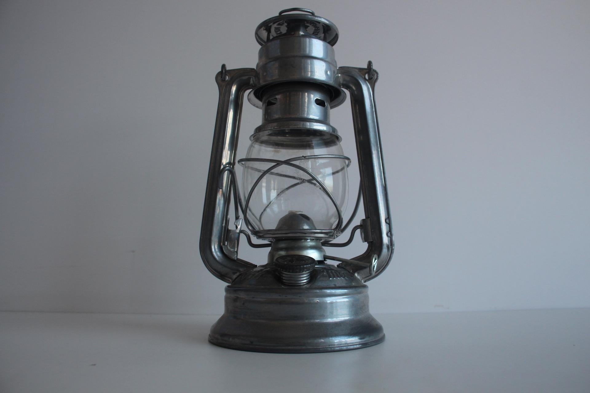 Mid-Century moderno Lampada a cherosene d'epoca, Meva, modello 864, circa 1960 in vendita