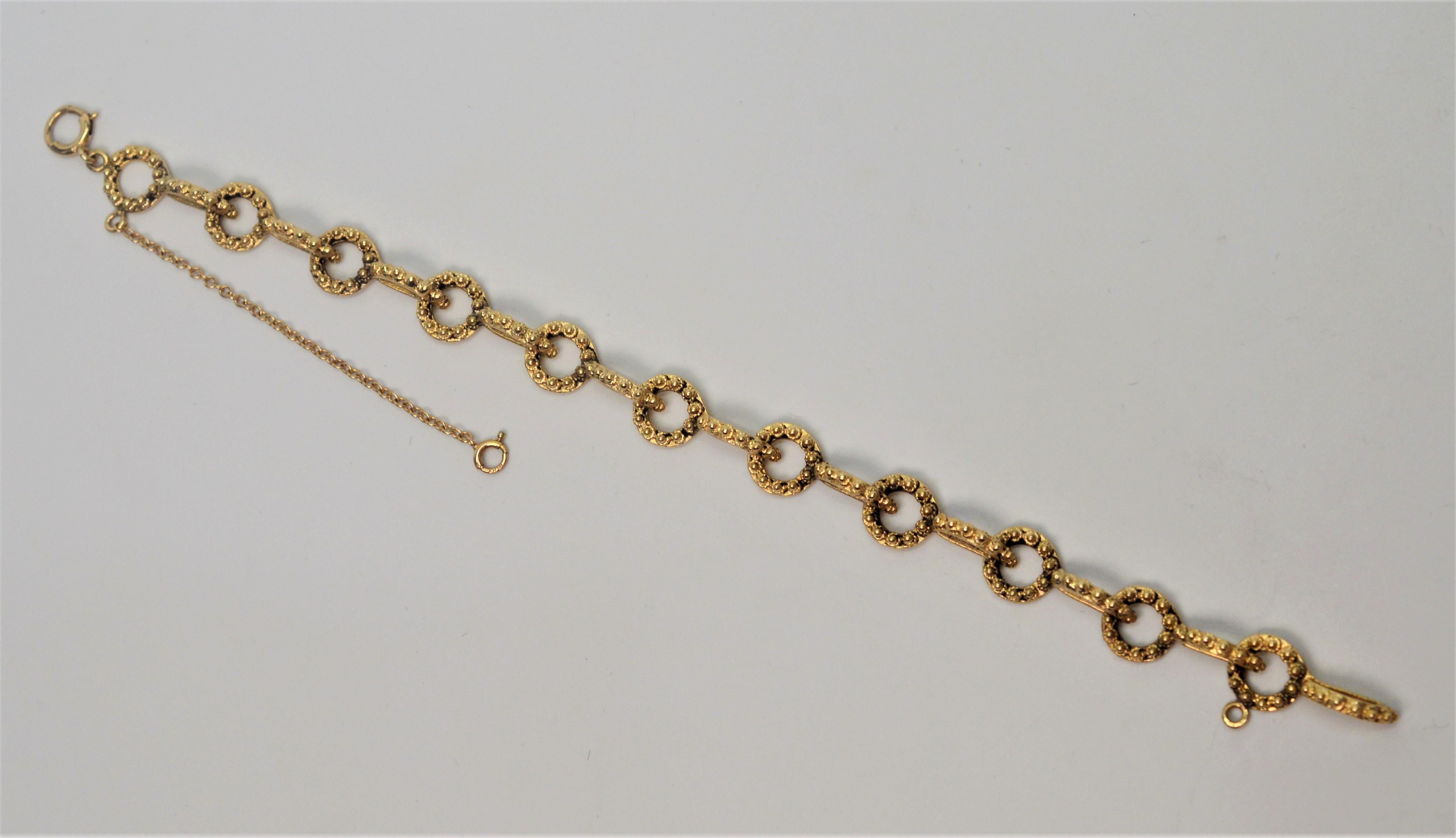Vintage Keyhole Link Yellow Gold Bracelet In Good Condition In Mount Kisco, NY