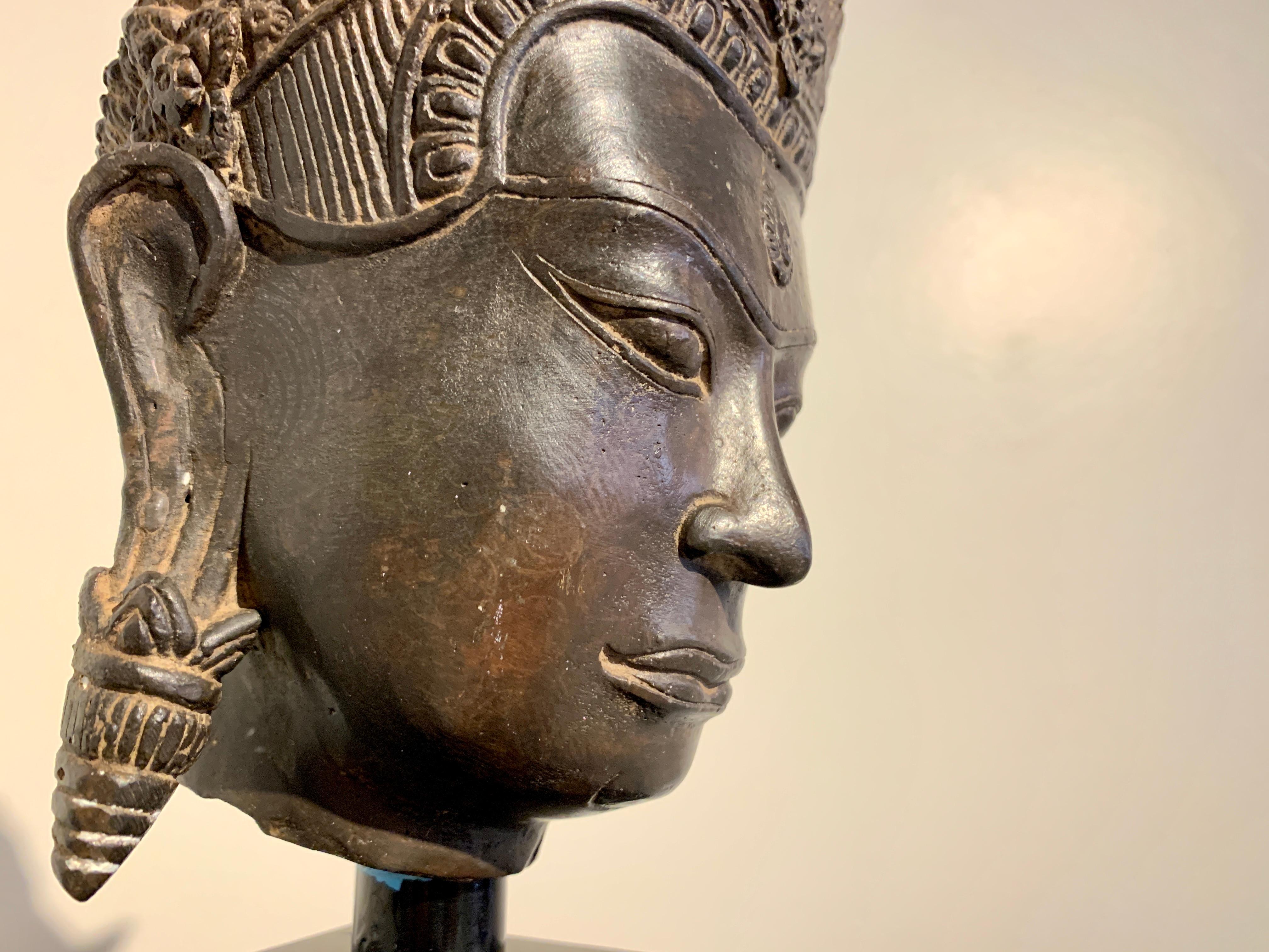 Vintage Khmer Cast Bronze Head of Shiva, Angkor Wat Style, 1970's, Thailand For Sale 5