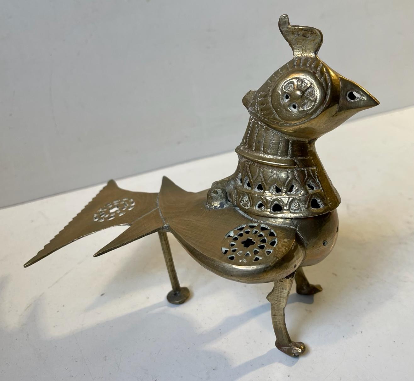 Vintage Khorasan Style Bird Incense Burner in Brass In Good Condition For Sale In Esbjerg, DK