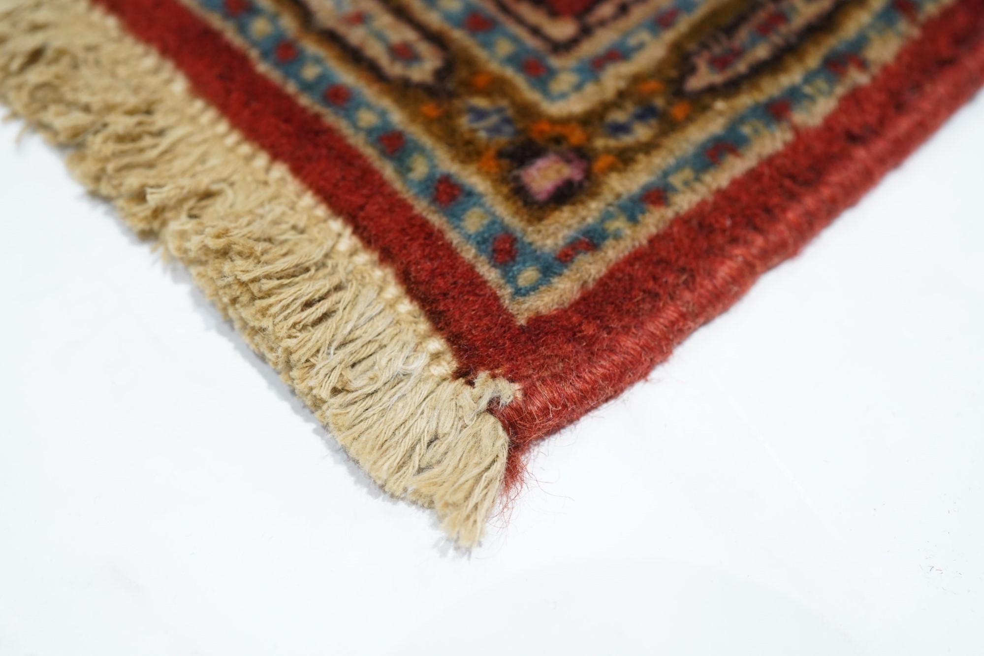 Khorassan-Teppich im Vintage-Stil, 2' x 2'11'' im Zustand „Gut“ im Angebot in New York, NY