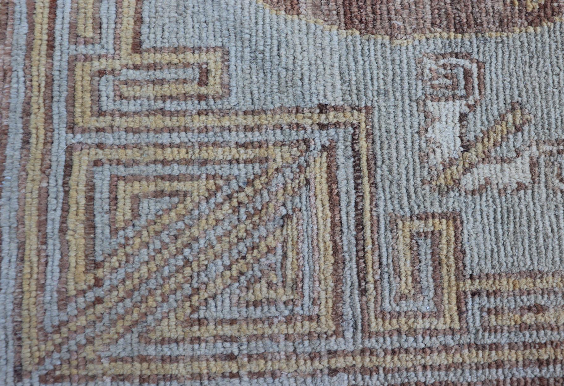 Vintage-Teppich im Khotan-Design mit drei Medaillonmuster in Hellblau-Grün im Angebot 10