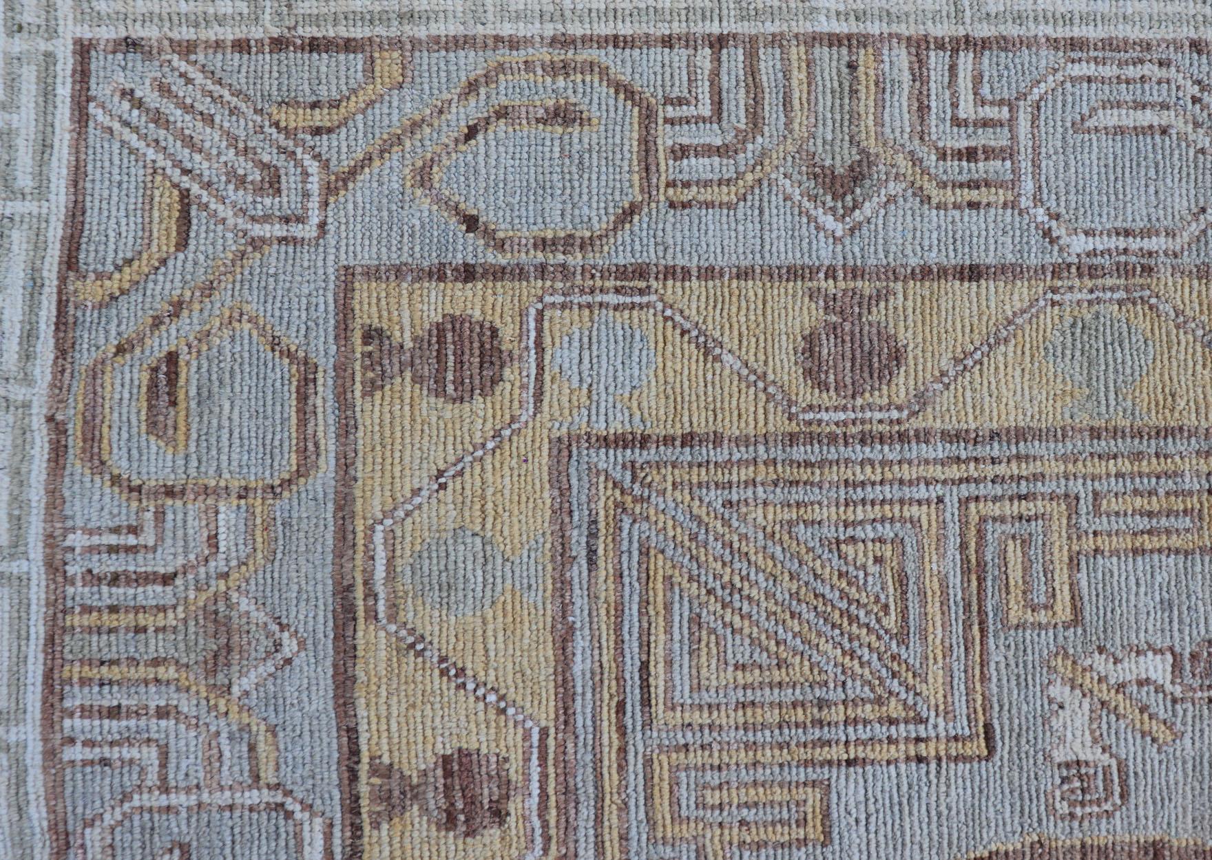 Vintage-Teppich im Khotan-Design mit drei Medaillonmuster in Hellblau-Grün im Angebot 12