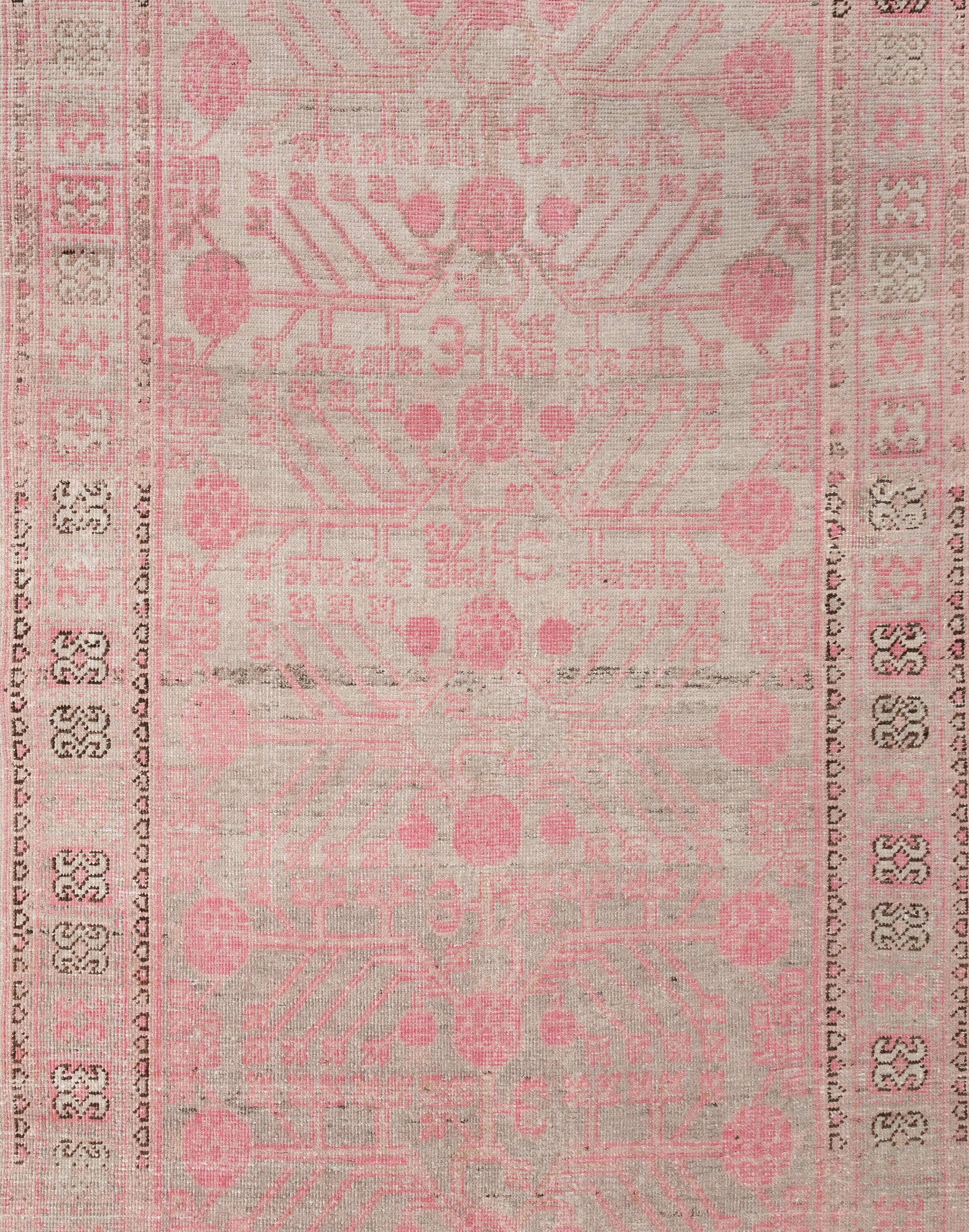 Vintage Khotan Rug from Uzbekistan – 80-Year-Old Organic Dyed Beauty For Sale 4