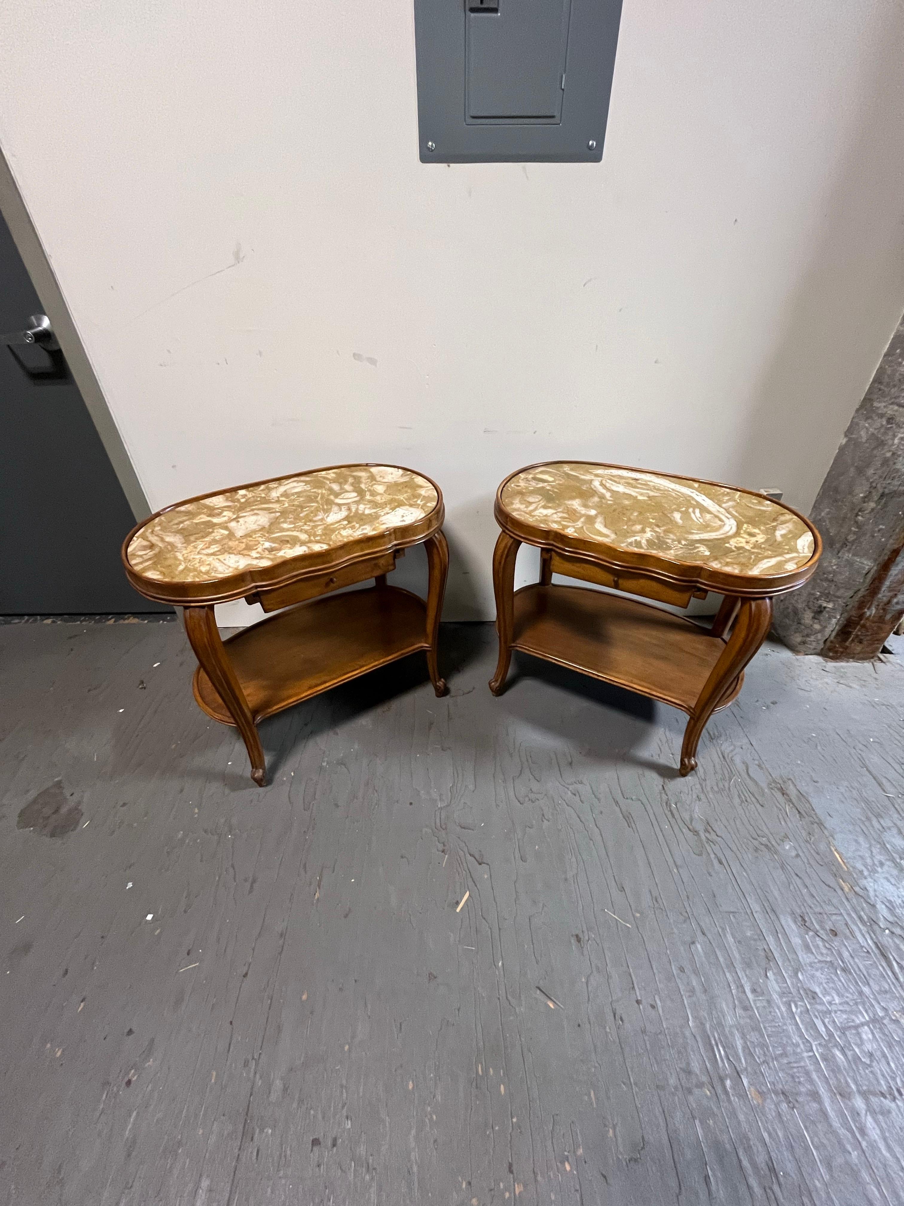 Vintage Kidney Nightstands Marble Top In Good Condition For Sale In W Allenhurst, NJ