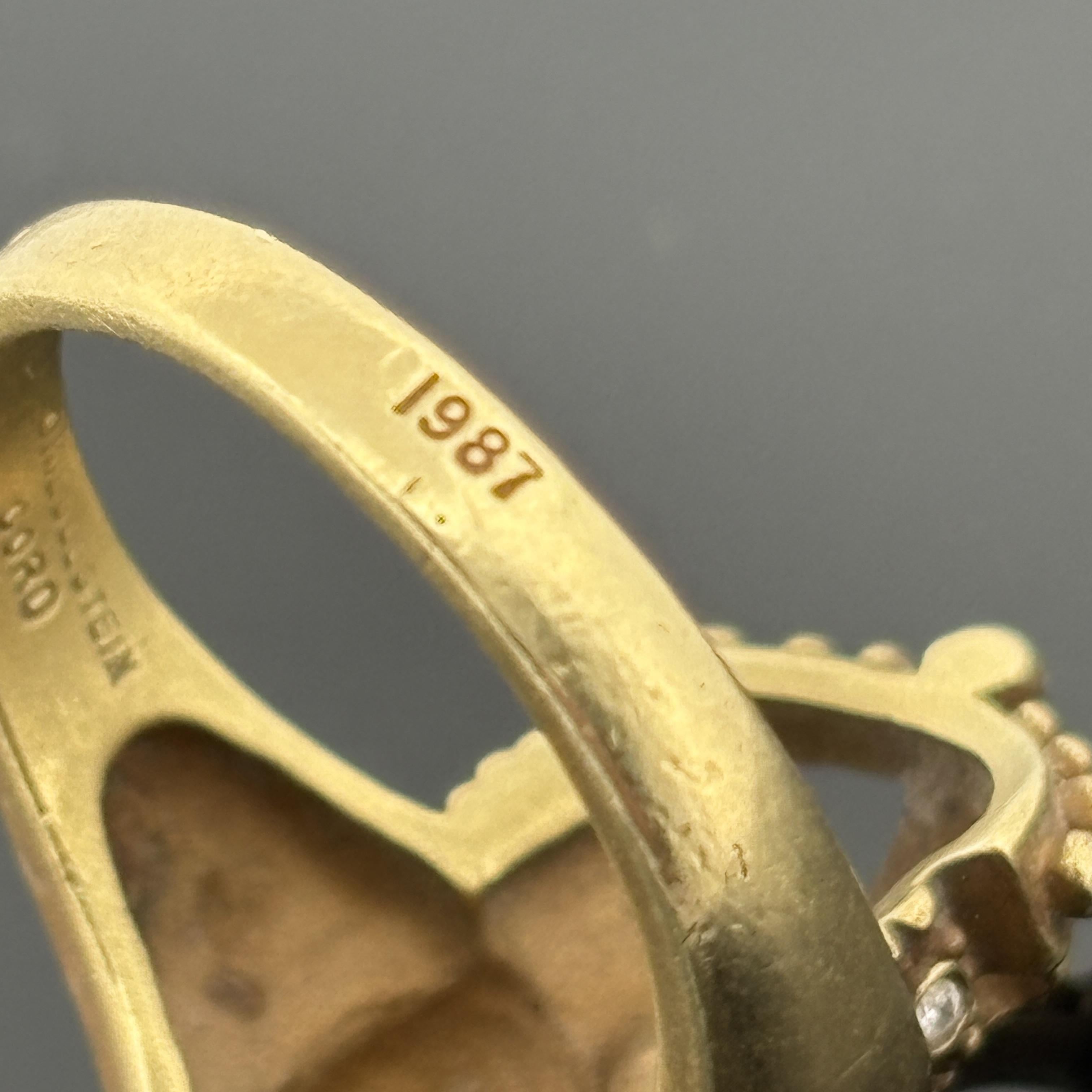 Anello cuore Kieselstein Corde d'epoca in oro giallo 18k con accenti di diamanti in vendita 2