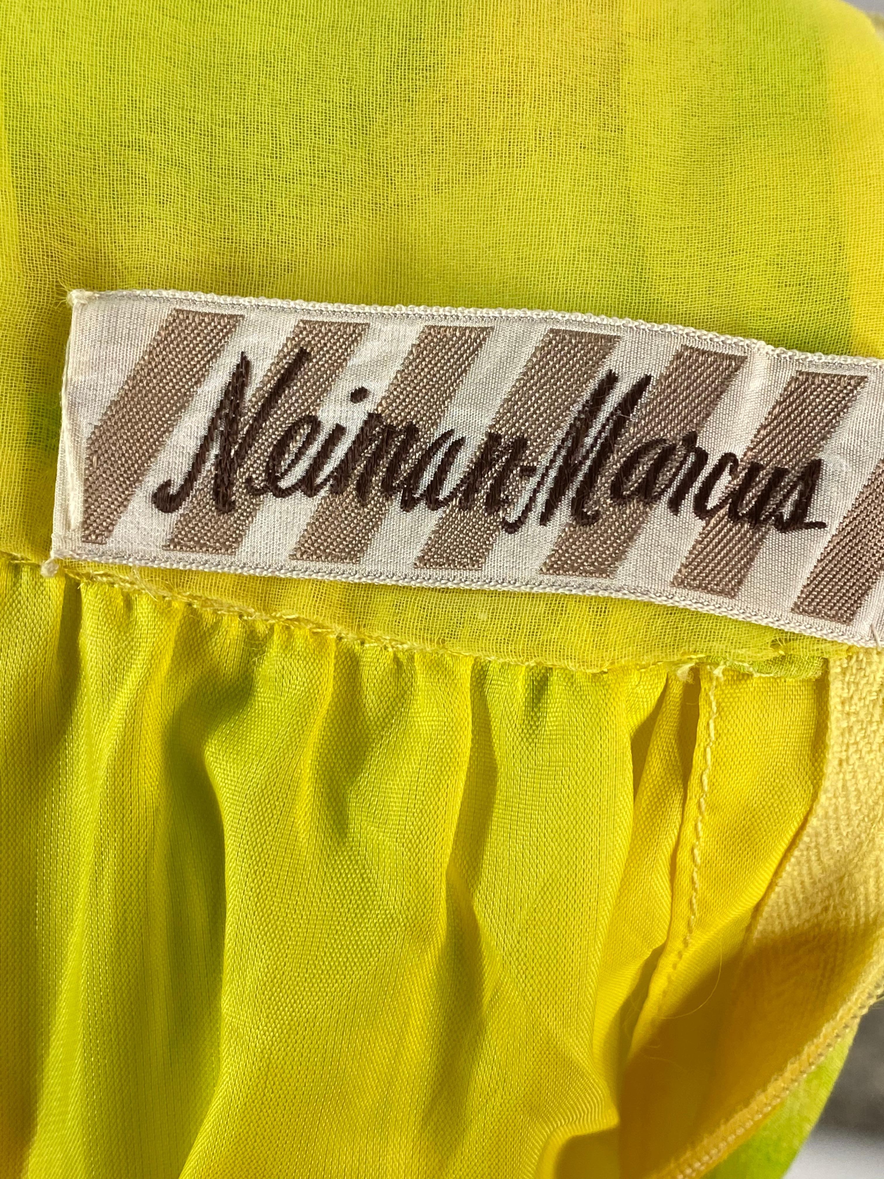 KIKI HART - Robe longue vintage sans manches jaune et verte avec ceinture  en vente 3