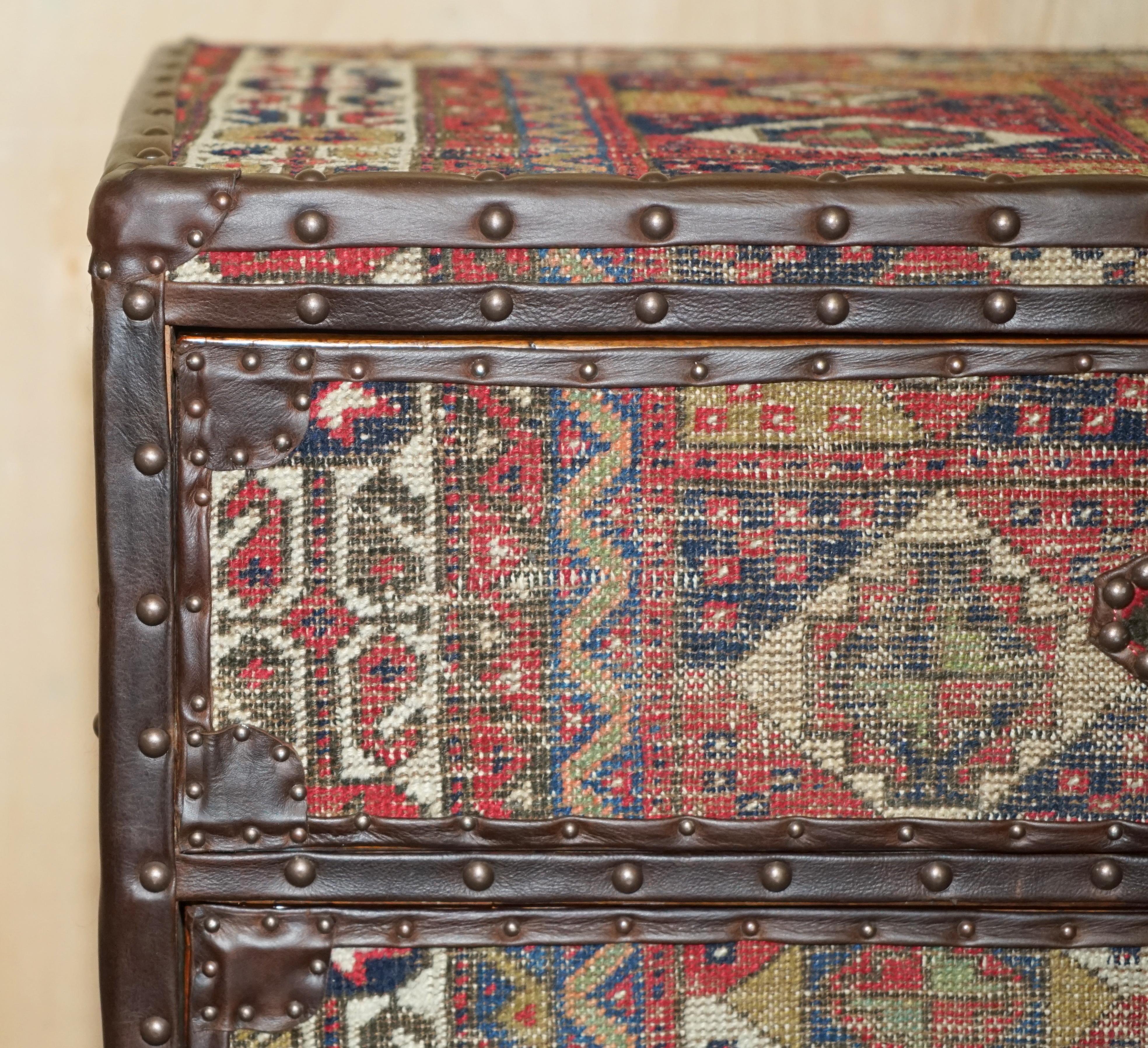 Hand-Crafted ViNTAGE KILIM & BROWN LEATHER CHEST OF DRAWERS FINISHED WITH ANTIQUE PIN NAILs For Sale