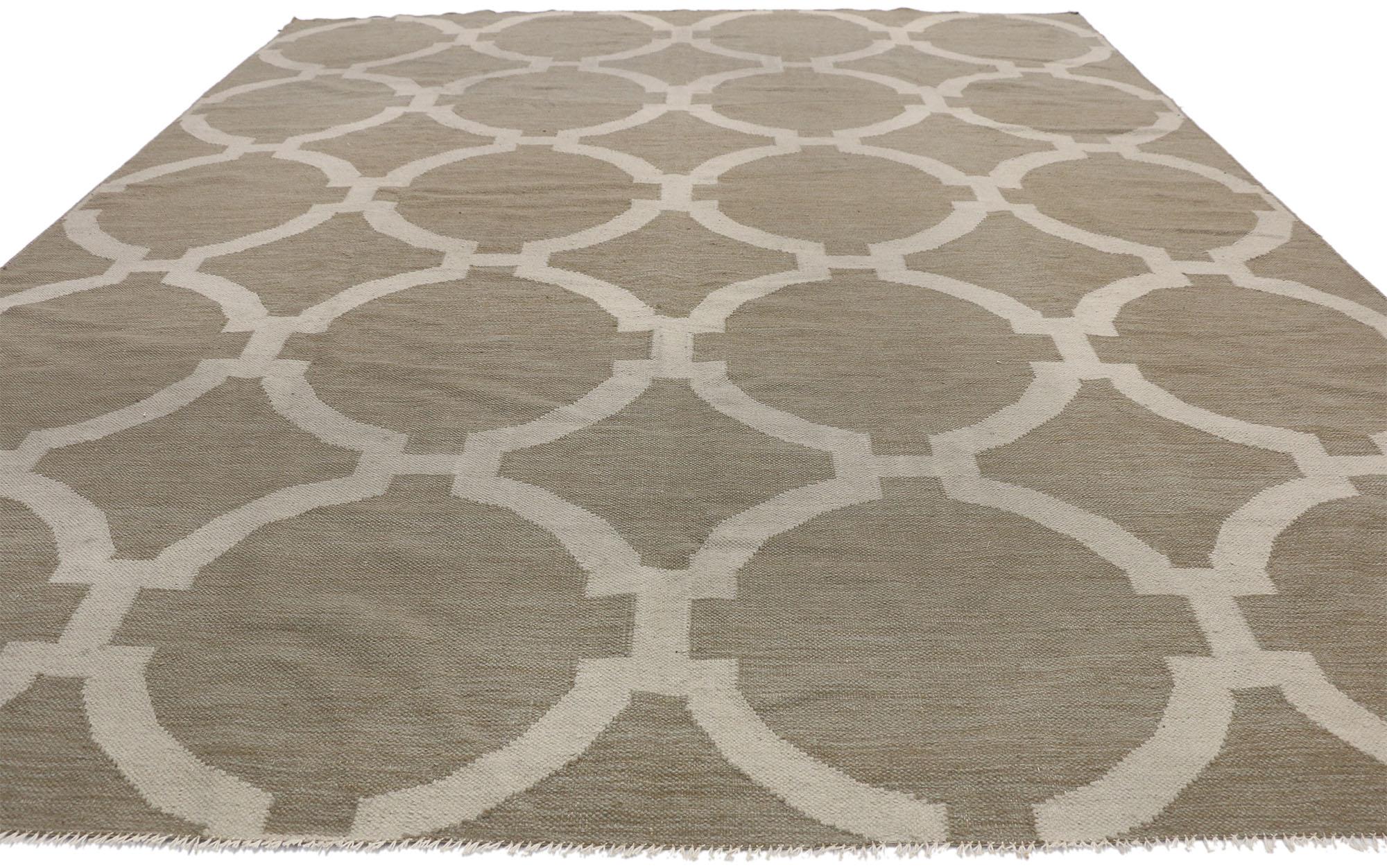 Indian Vintage Kilim Circle Trellis Rug with Geometric Pattern and Transitional Style For Sale