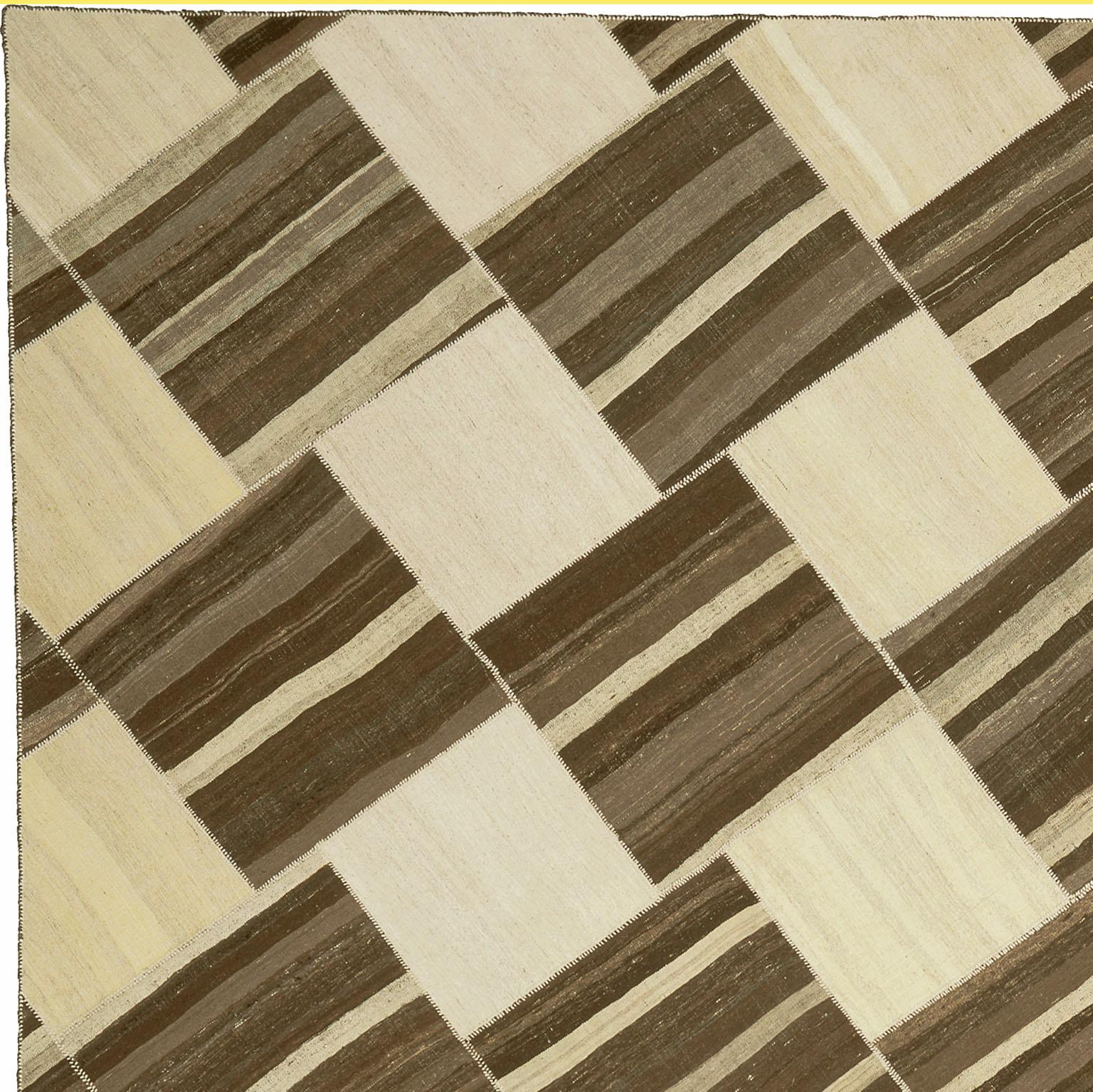 Vintage-Kilim-Komposition aus persischen Paneelen, um 1940

entwurf 