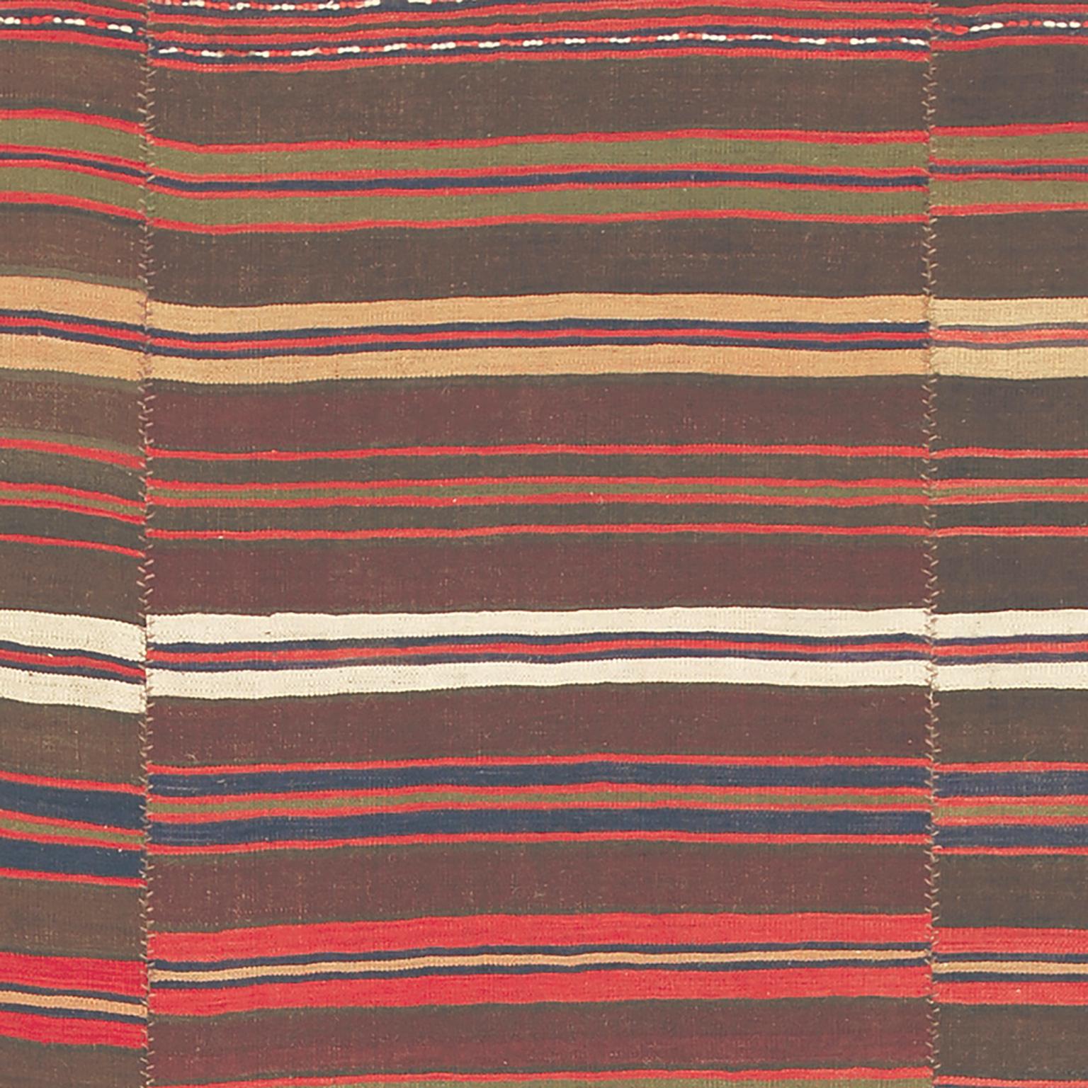 Vintage Kilim Composition In Good Condition For Sale In New York, NY