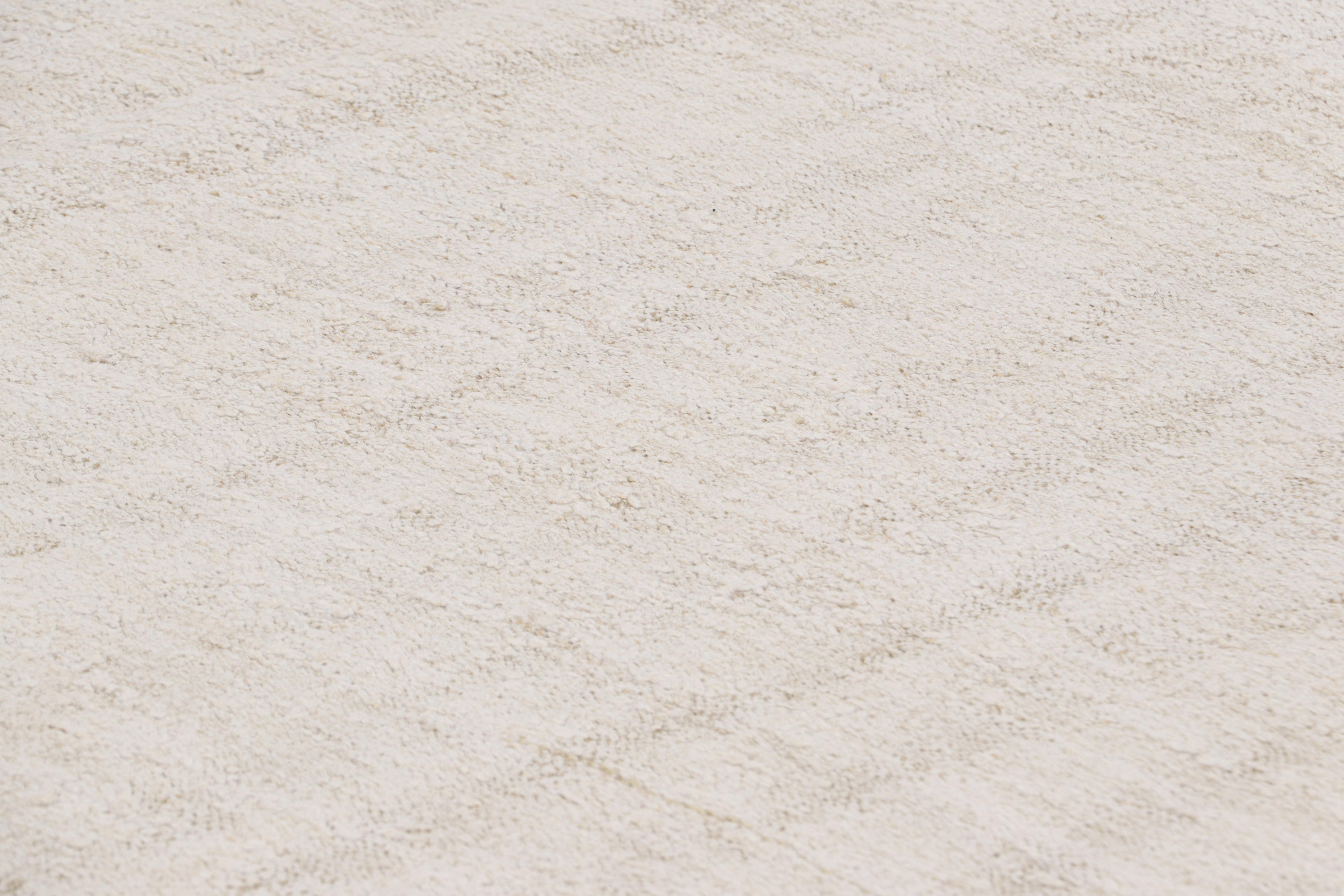 Turkish Vintage Kilim in White and Beige Tones, from Rug & Kilim For Sale