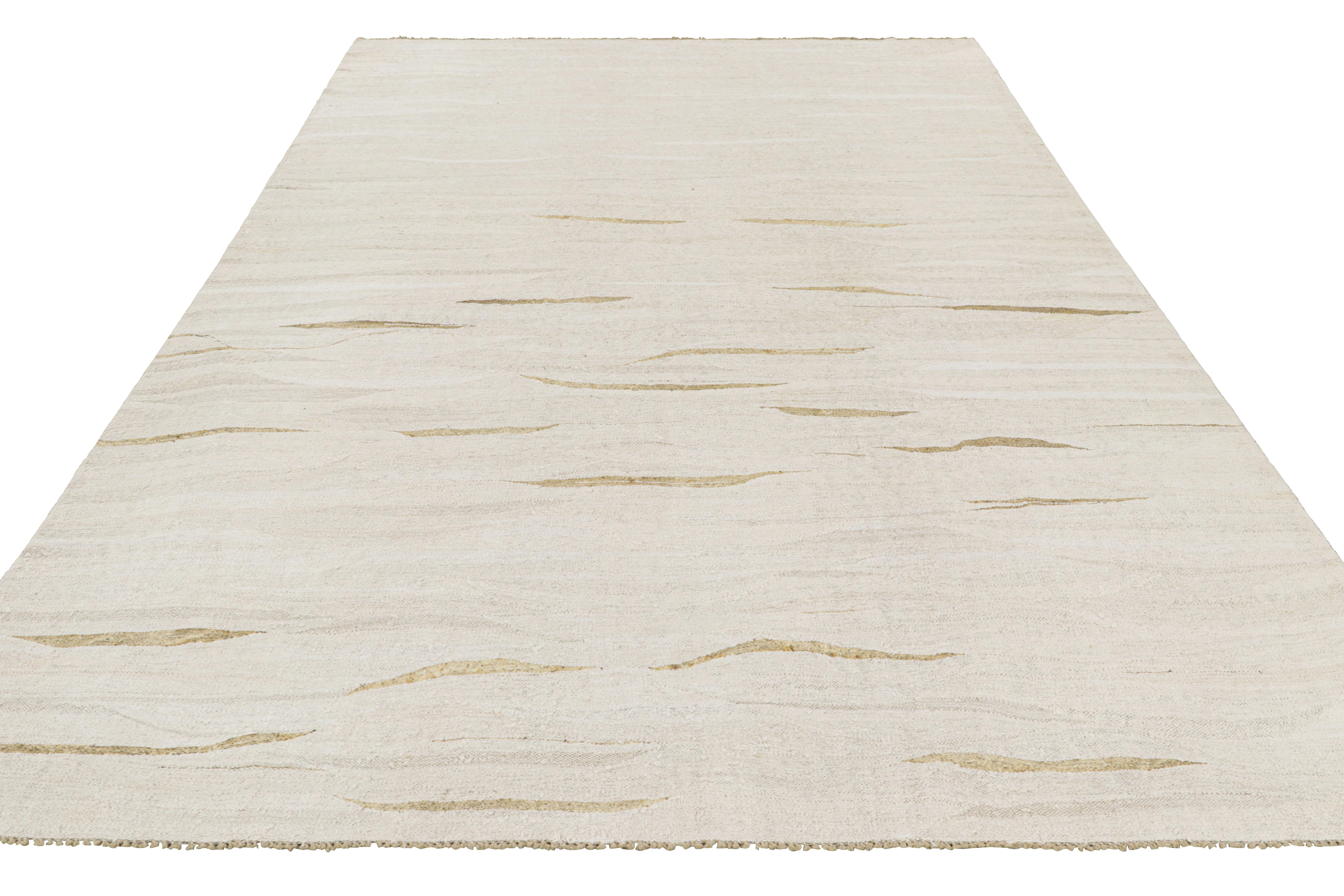 Vintage Kilim in White and Beige Tones from Rug & Kilim In Good Condition For Sale In Long Island City, NY