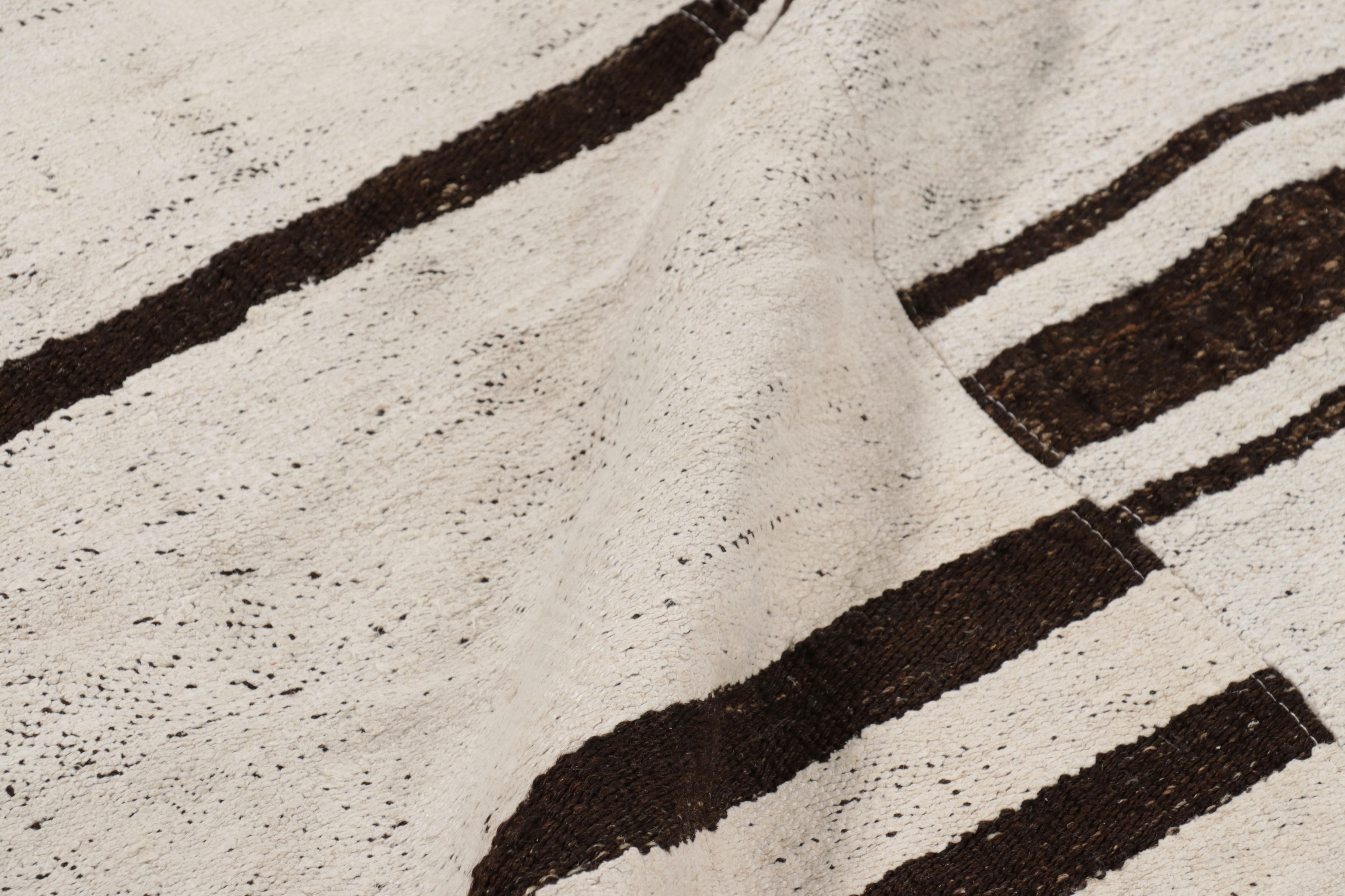Mid-20th Century Vintage Kilim in White and Chocolate Brown Geometric Patterns - Rug & Kilim For Sale