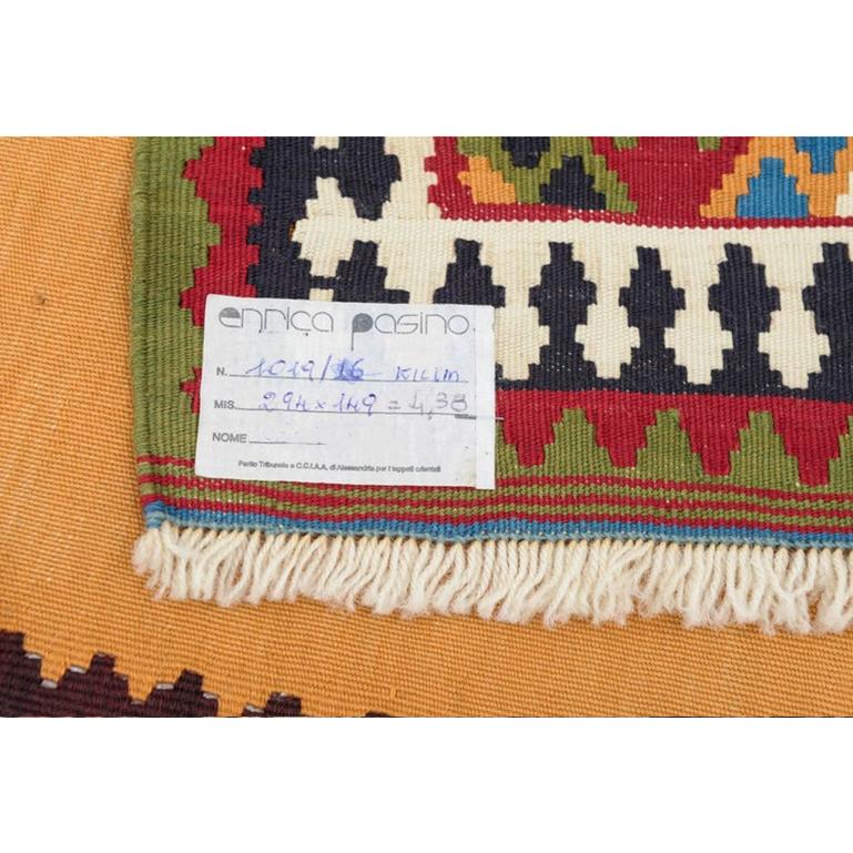 nr. 1019 - Vintage enchanting nomadic Kilim never used, private collection.
Its frame processing allows to have two parts right, so you can turn it upside down.
It was woven on request for wall, like an upholstery panel, from another oriental model
