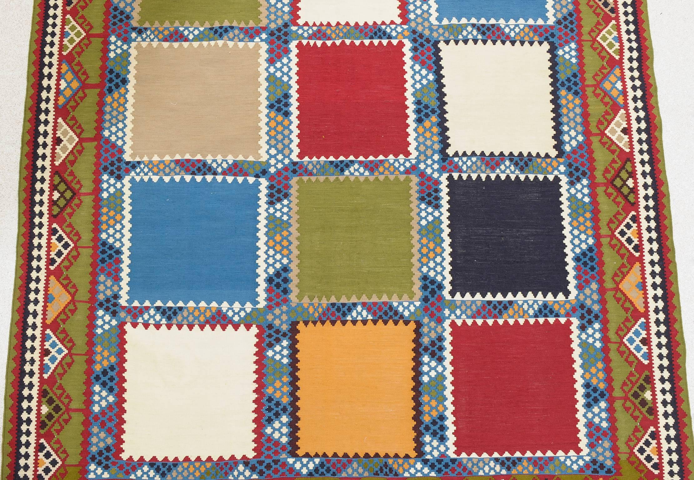 Vintage Kilim in Wonderful Colors For Sale 1