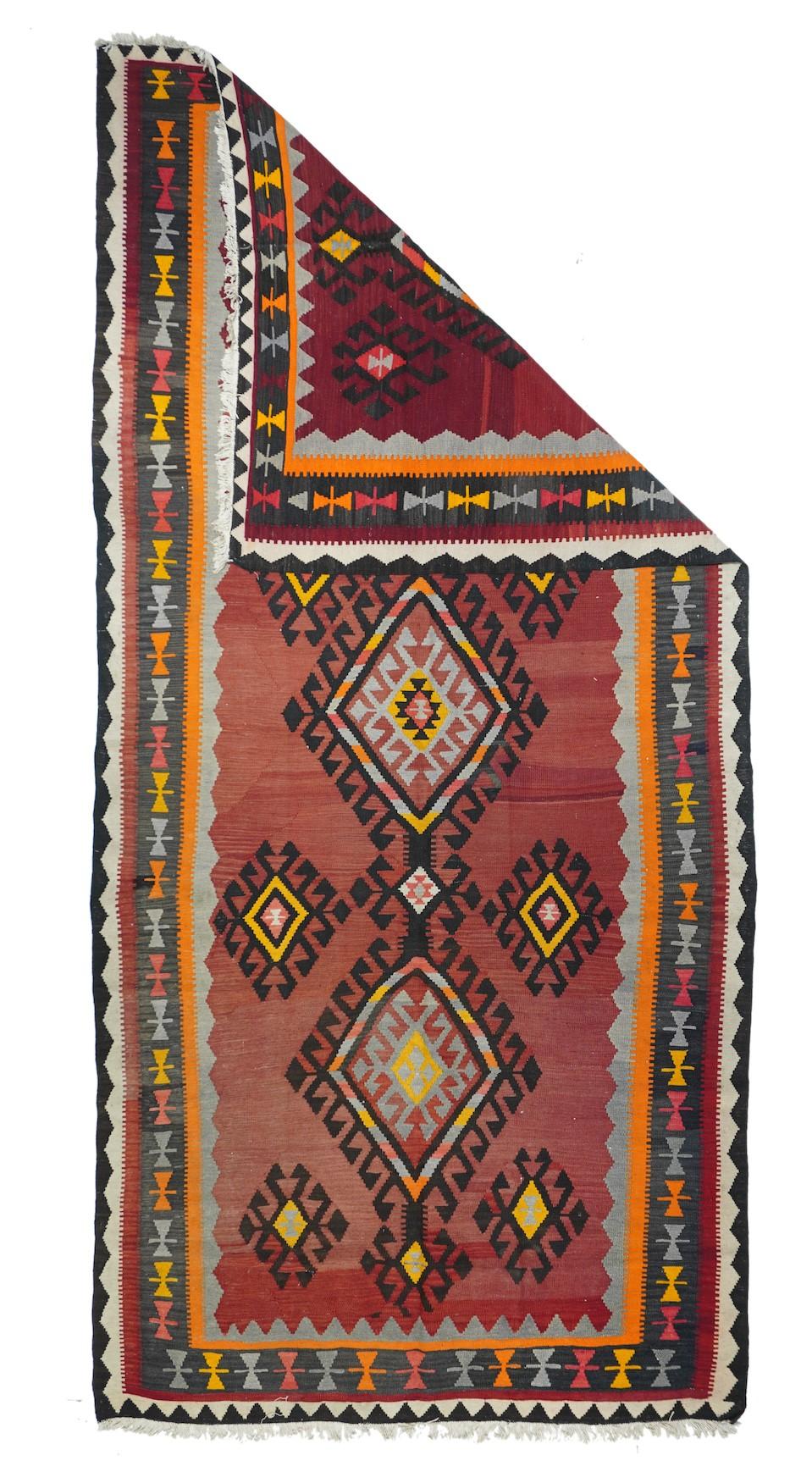 Vintage Kilim rug 5'4'' x 10'6''.