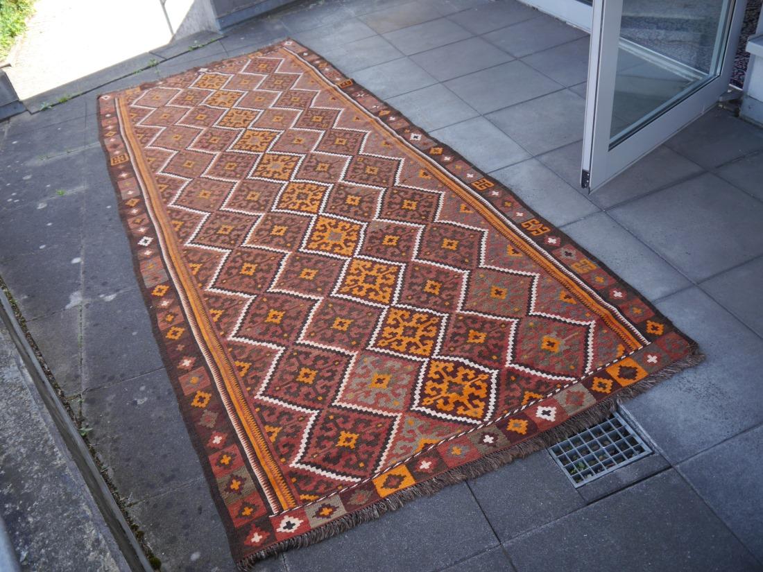 Alfombra Kilim Vintage Alfombra afgana semi antigua de gran tamaño 12 x 5 pies  363 x 153 cm en venta 1