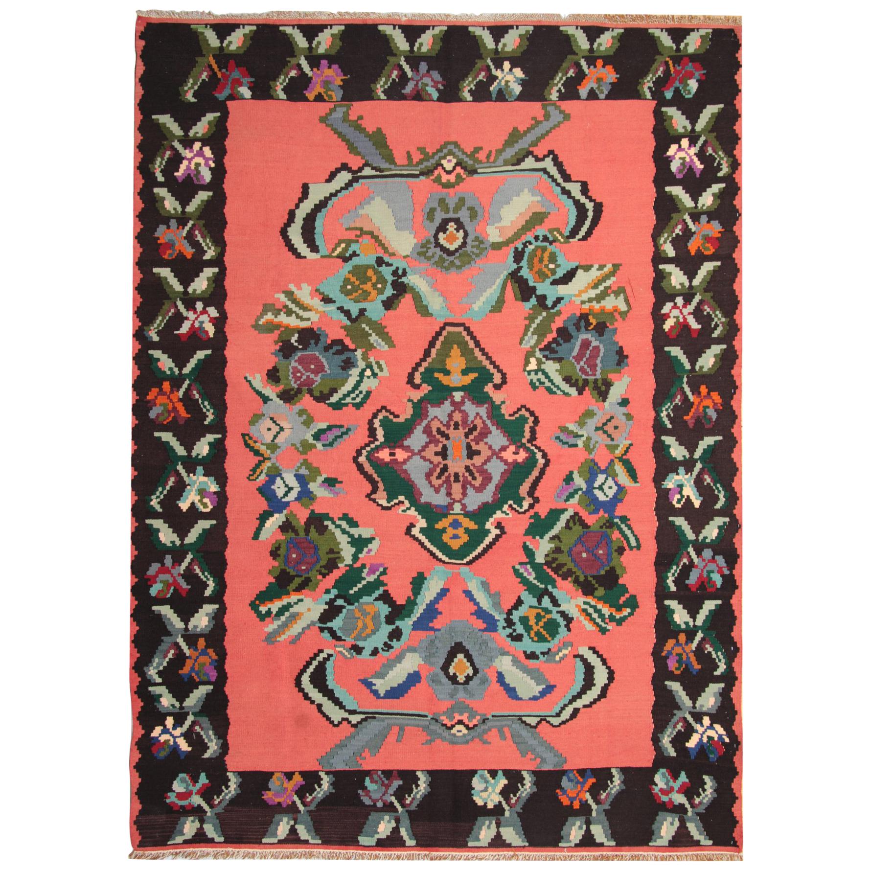 Vintage Kilim Rugs, Traditional Turkish Handmade Carpet Oriental Rug for Sale For Sale