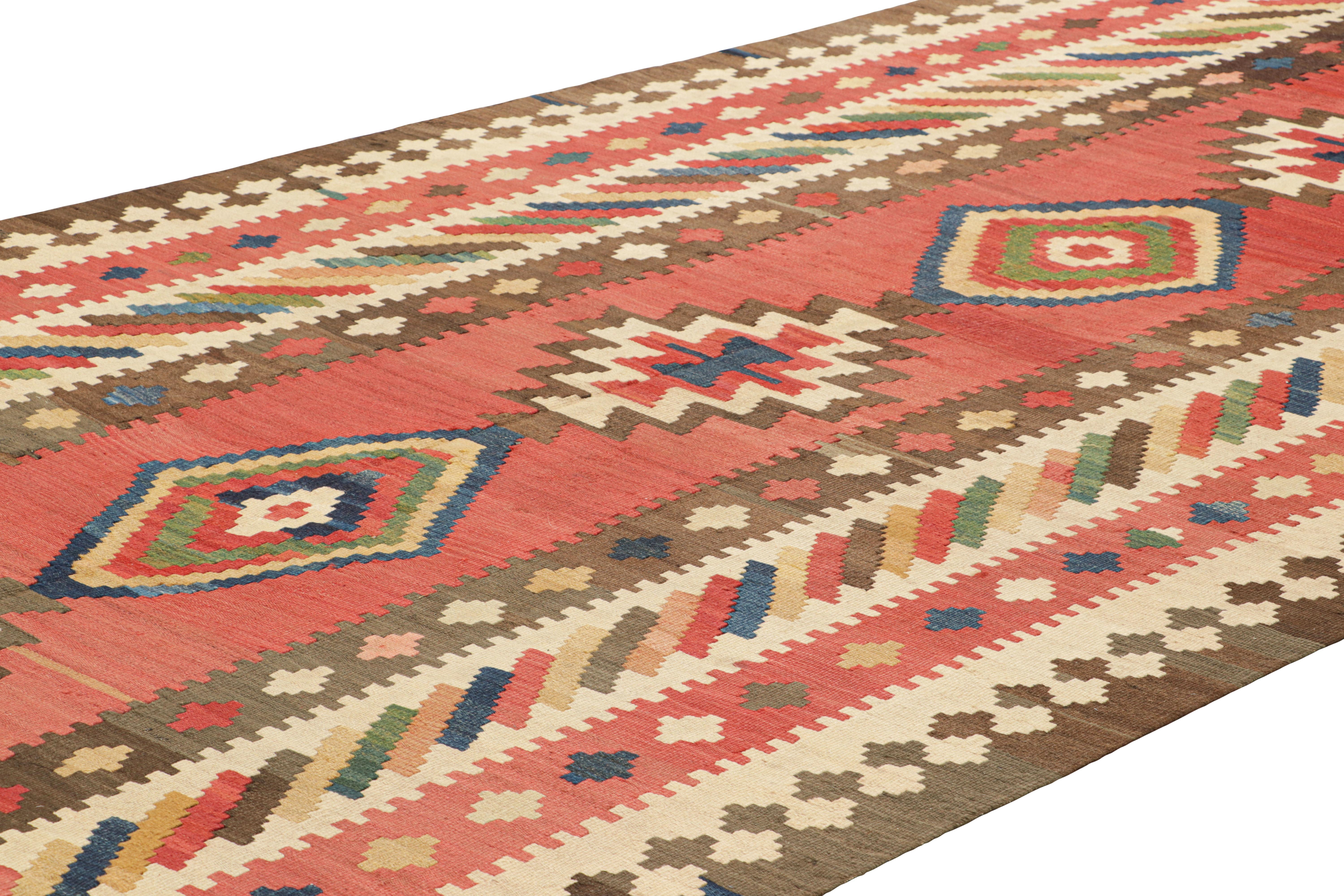 Turco Runner Kilim vintage in rosso con medaglioni geometrici, da Rug & Kilim in vendita