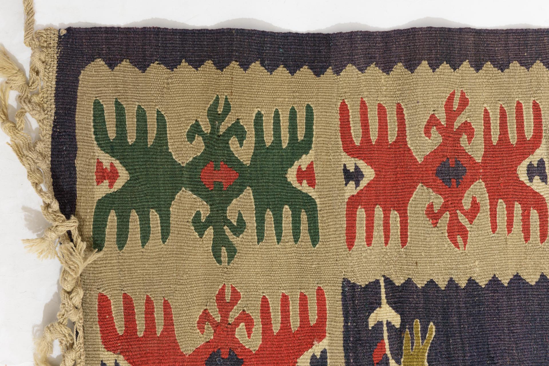 Vintage Kilim Sharkoy For Sale 1
