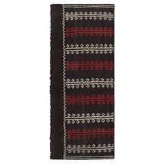 Camino de Mesa Vintage Kilim Marrón con Motivos Geométricos, de Rug & Kilim