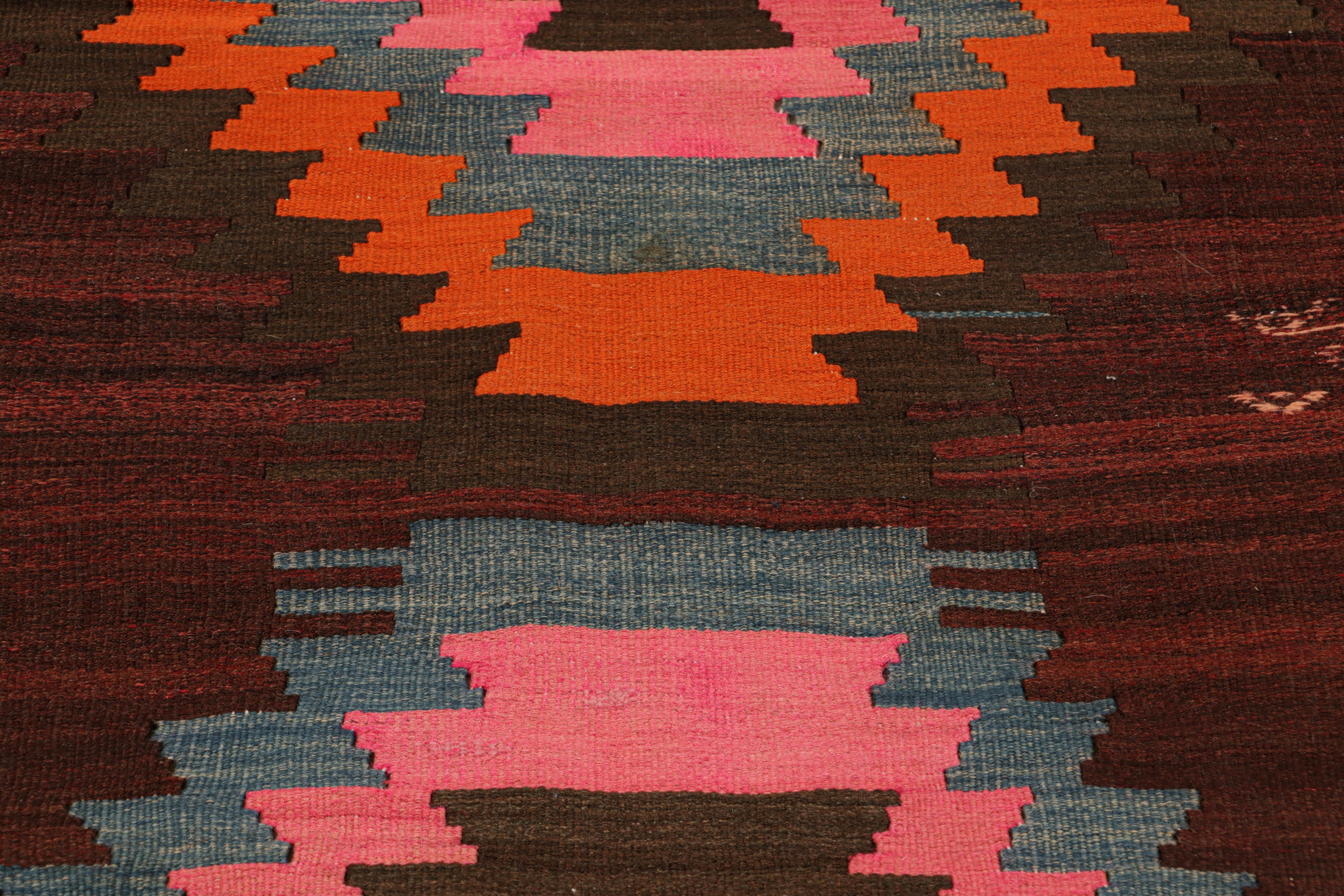 Vintage-Kilim mit bunten geometrischen Medaillons, von Rug & Kilim (Stammeskunst) im Angebot