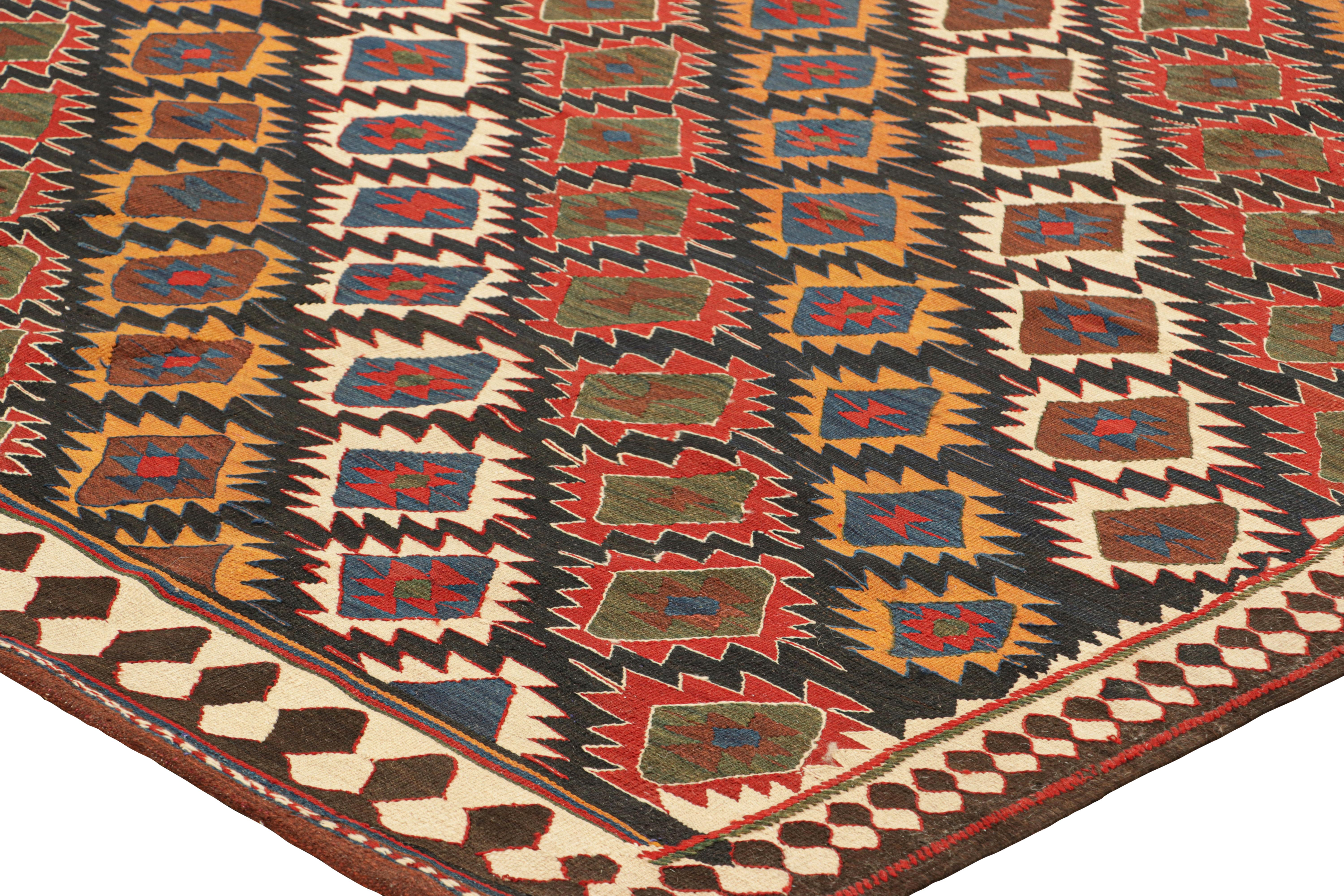 Kilim vintage con motivos geométricos tribales, de Rug & Kilim en Bueno estado para la venta en Long Island City, NY