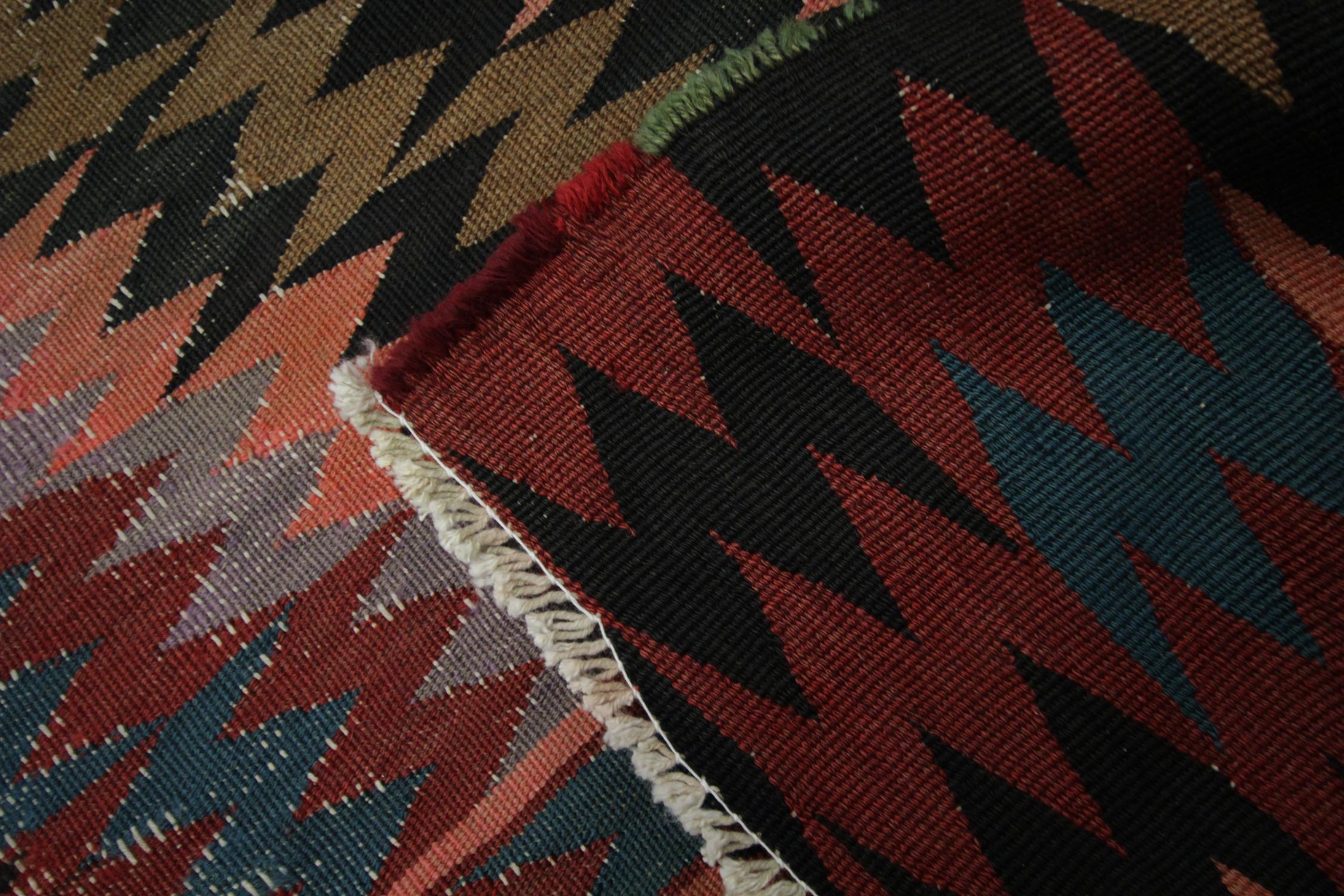 Vintage Kilims Carpet Runner Kilim Rug Oriental Wool Stair Runner For Sale 2