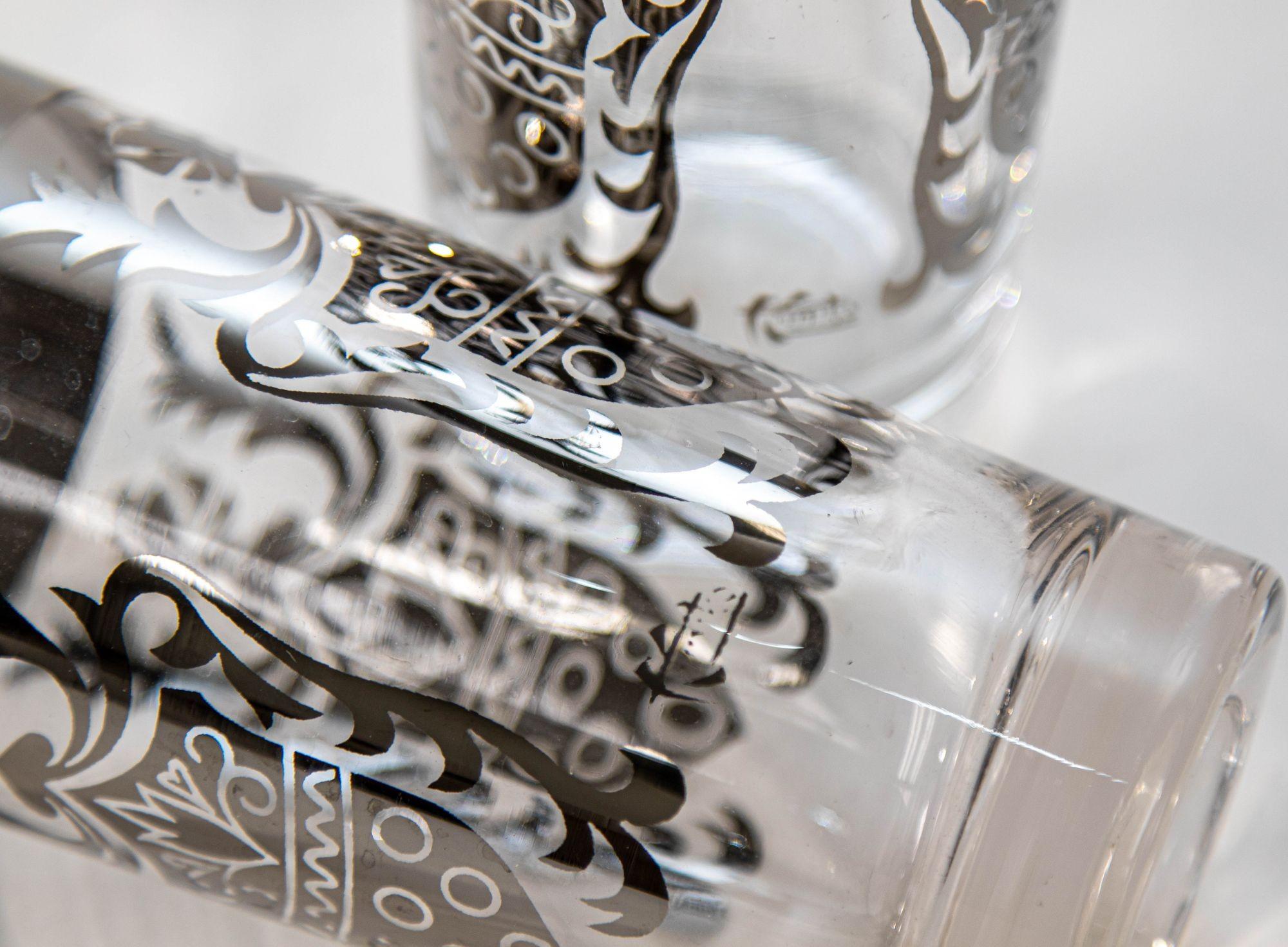 20th Century Vintage Kimiko Signed Silver High Ball Glasses Set of 8 with Carrying Caddy 60's For Sale