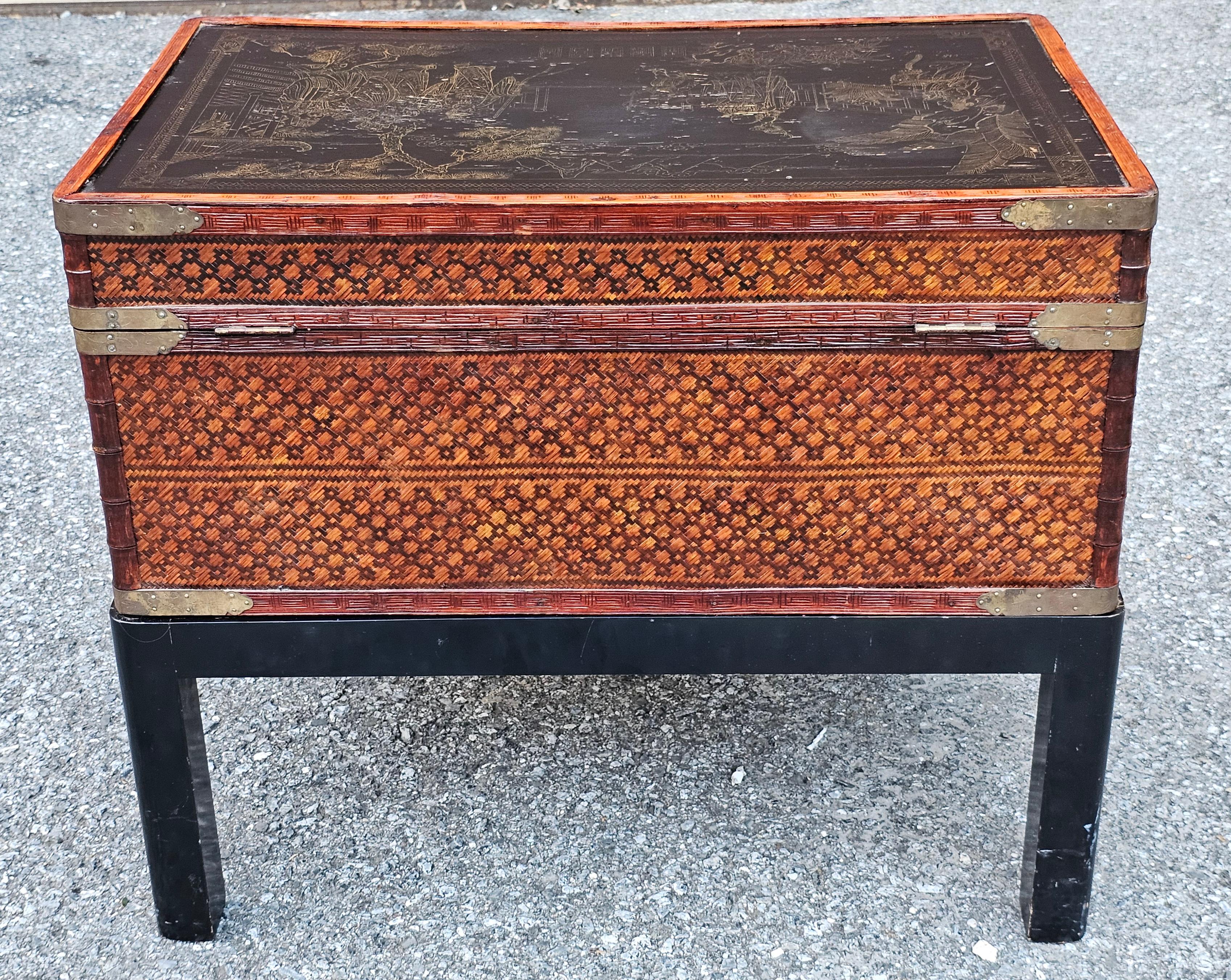 Cassapanca per kimono d'epoca, giapponese, in canna intrecciata, baule in lino di Campaigner su supporto in vendita 2